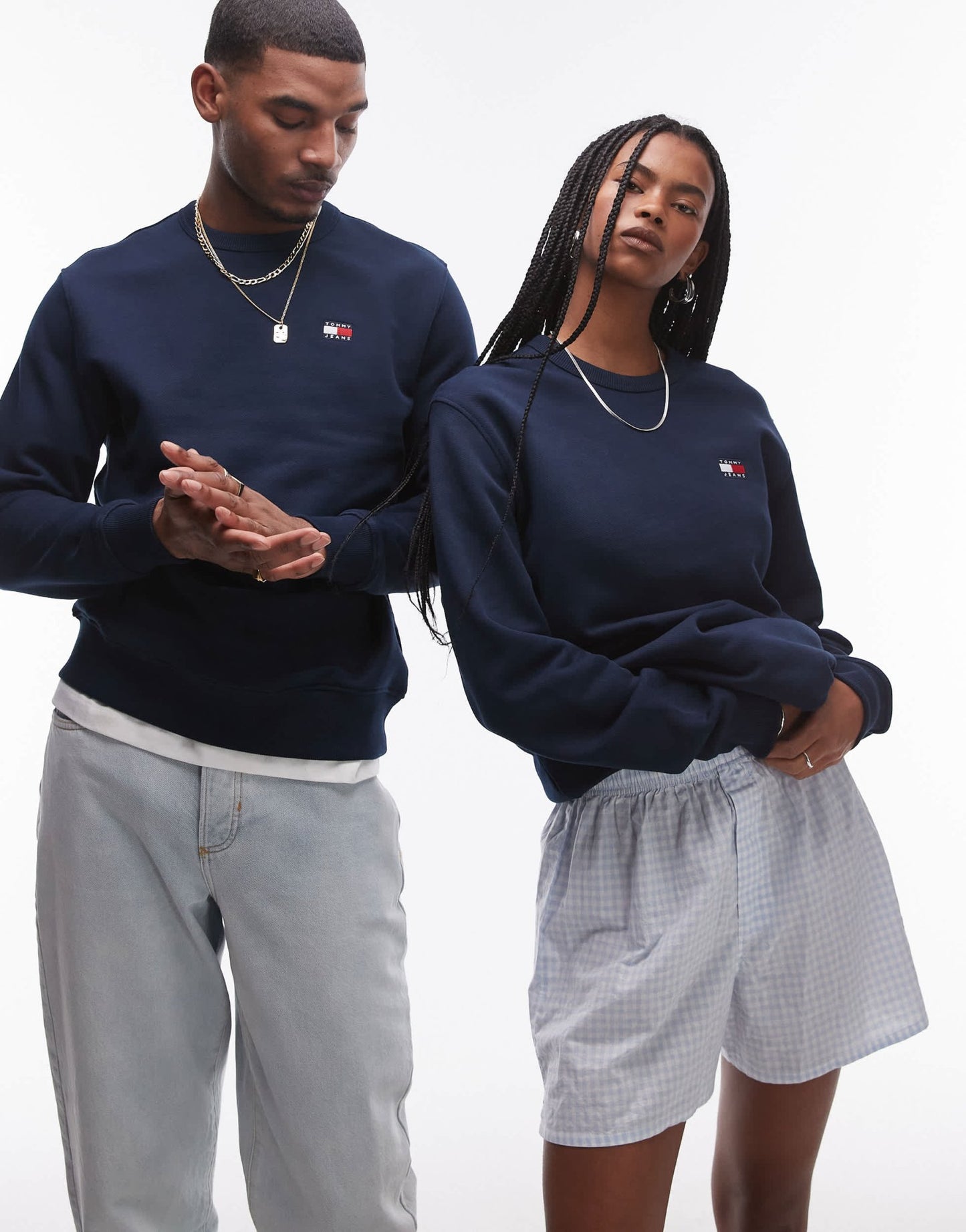 Tommy Jeans unisex badge sweatshirt in navy - ASOS Sample Sale EU Store