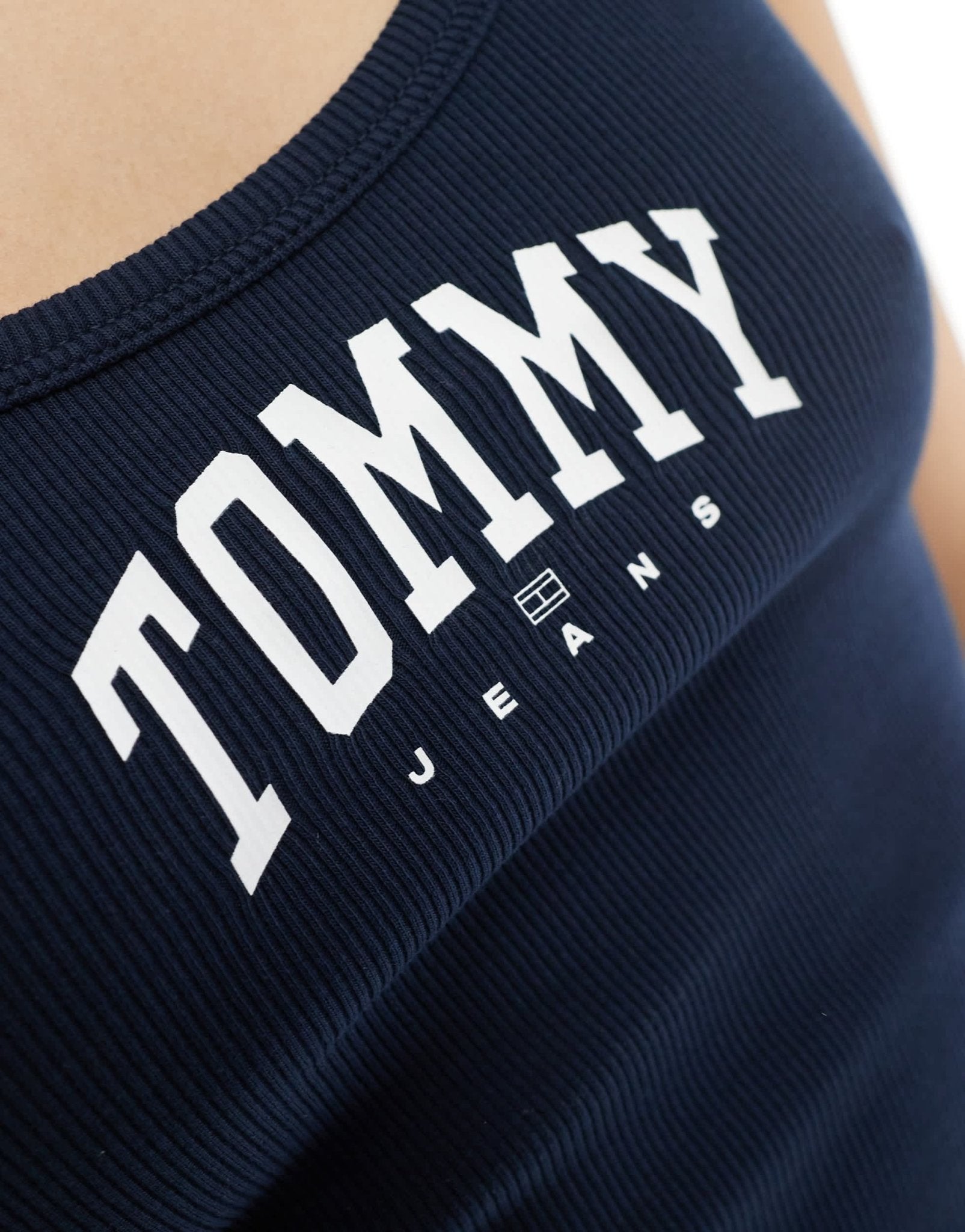 Tommy Jeans varsity logo tank top in navy - ASOS Sample Sale EU Store