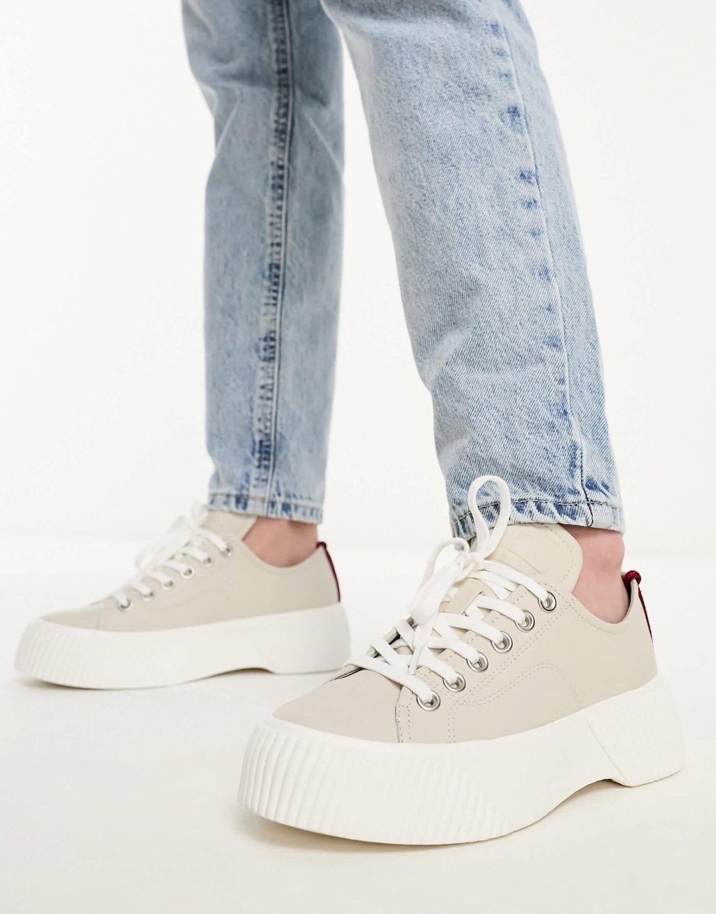 Tommy Jeans vulcanized platform trainers in stone - ASOS Sample Sale EU Store