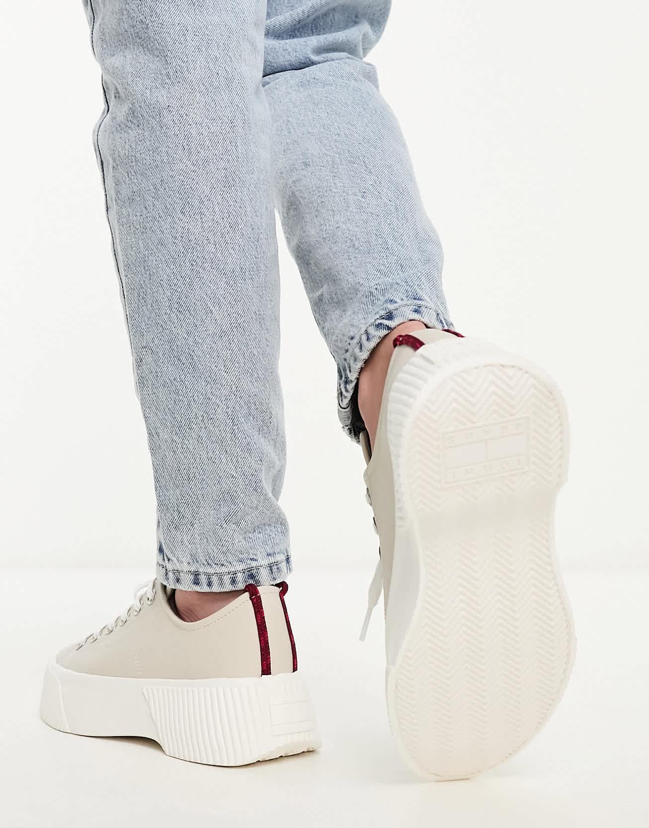 Tommy Jeans vulcanized platform trainers in stone - ASOS Sample Sale EU Store