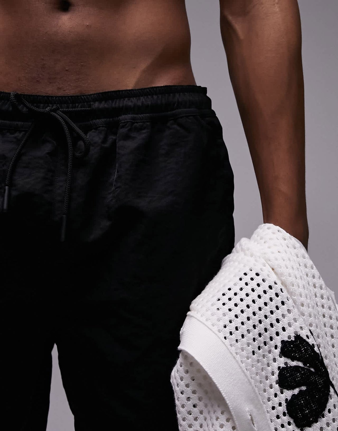 Topman mid length swim short in black - ASOS Sample Sale EU Store