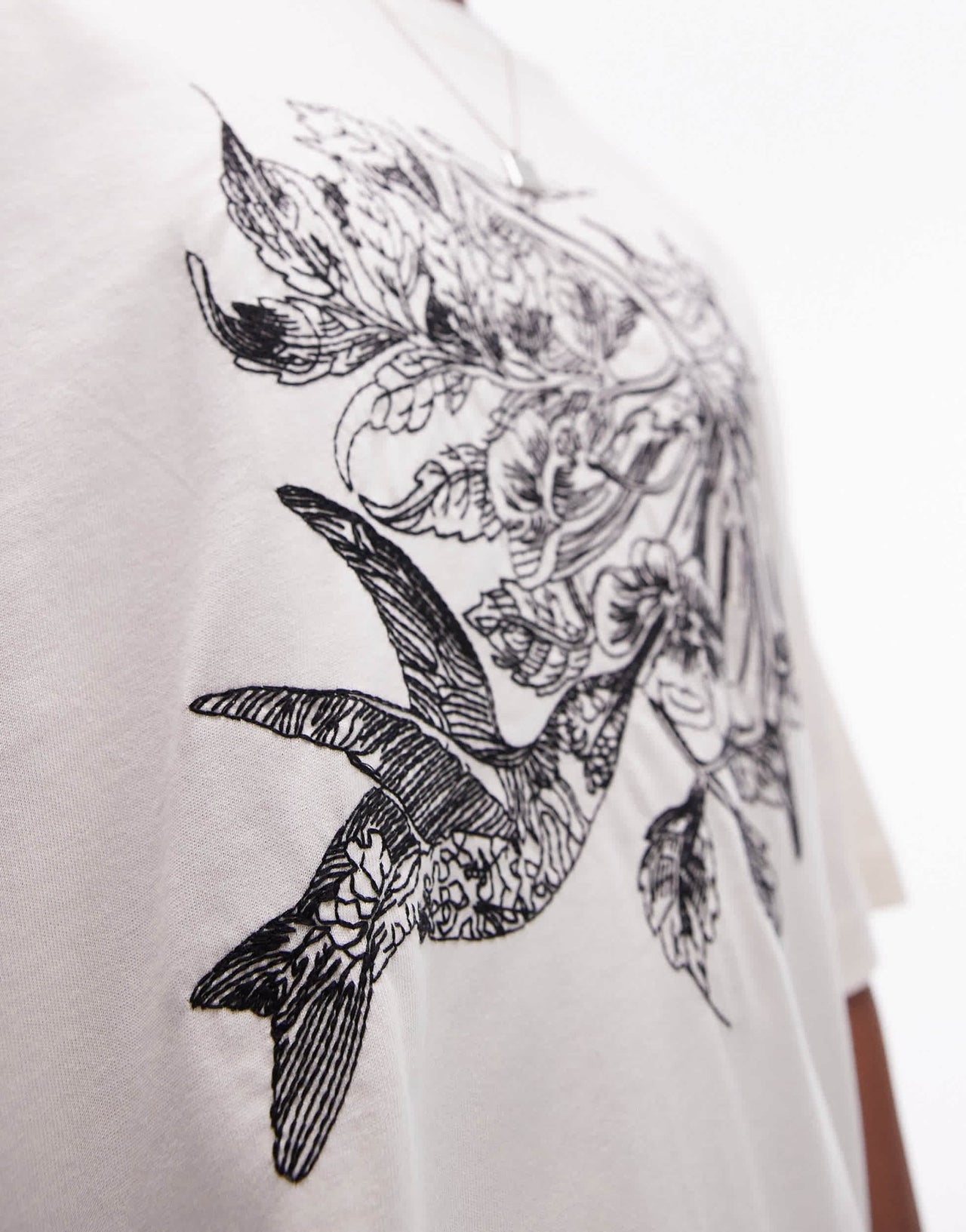 Topman premium extreme oversized fit t-shirt with humming bird embroidery in ecru - ASOS Sample Sale EU Store