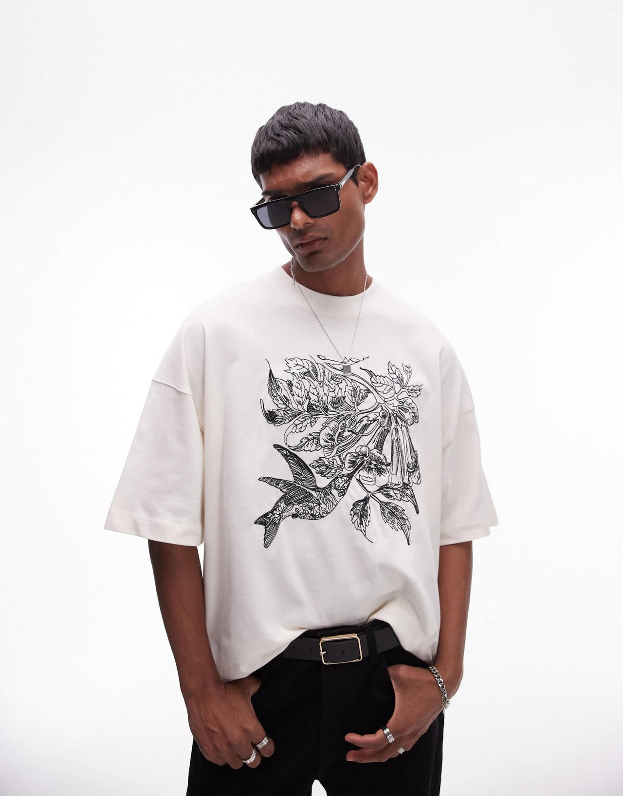 Topman premium extreme oversized fit t-shirt with humming bird embroidery in ecru - ASOS Sample Sale EU Store