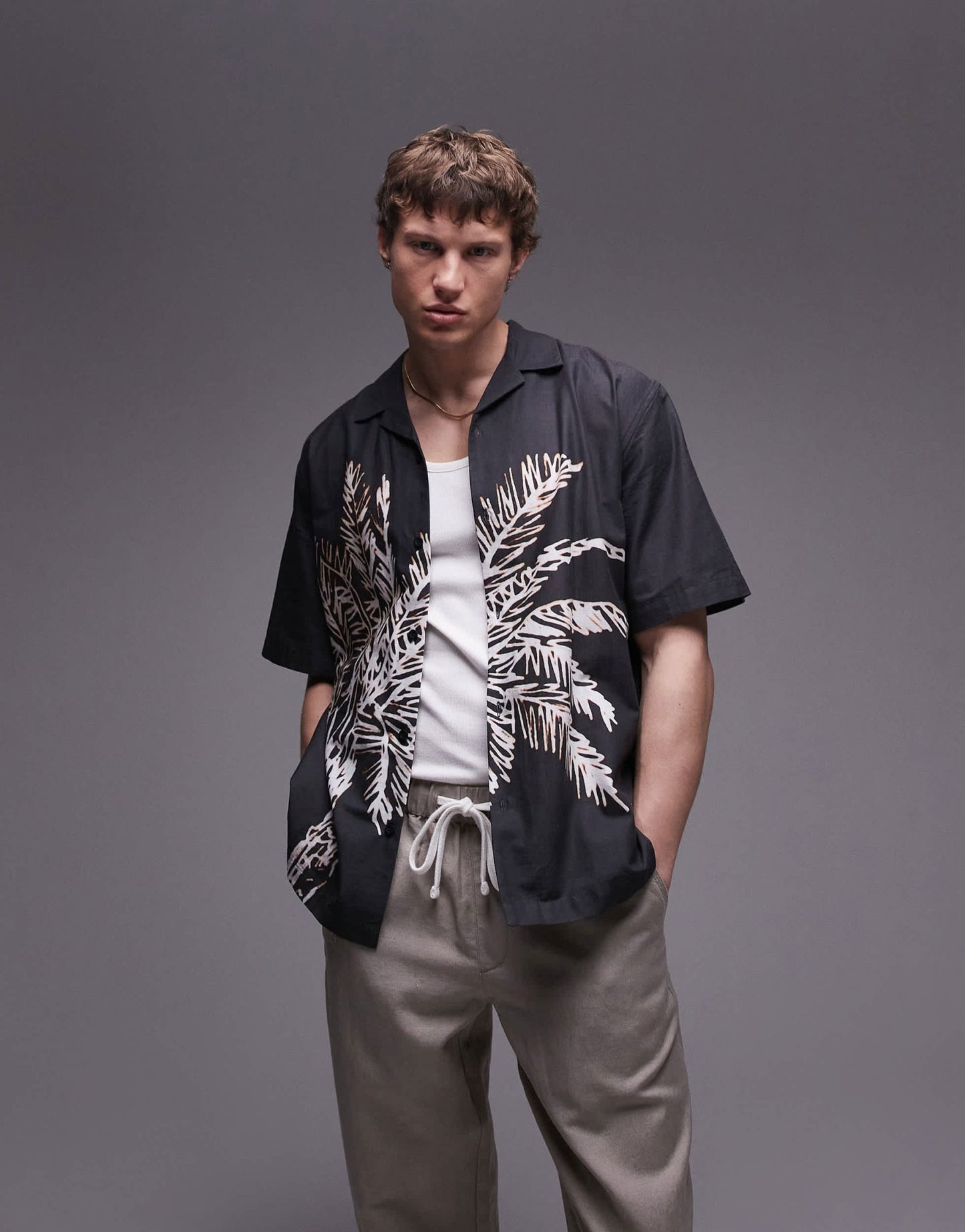 Topman short sleeve relaxed washed palm printed shirt in black - ASOS Sample Sale EU Store
