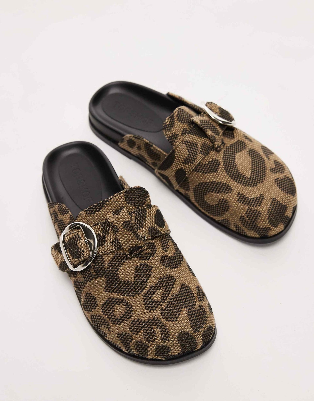 Topshop Beck clog in leopard print - ASOS Sample Sale EU Store