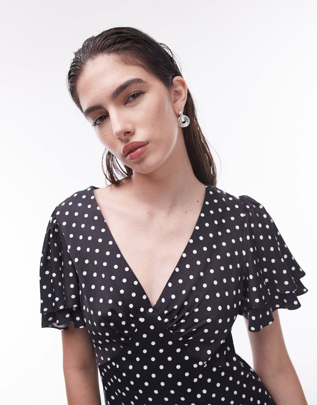 Topshop Bella mini tea dress with flutter sleeve in black and white spot print - ASOS Sample Sale EU Store