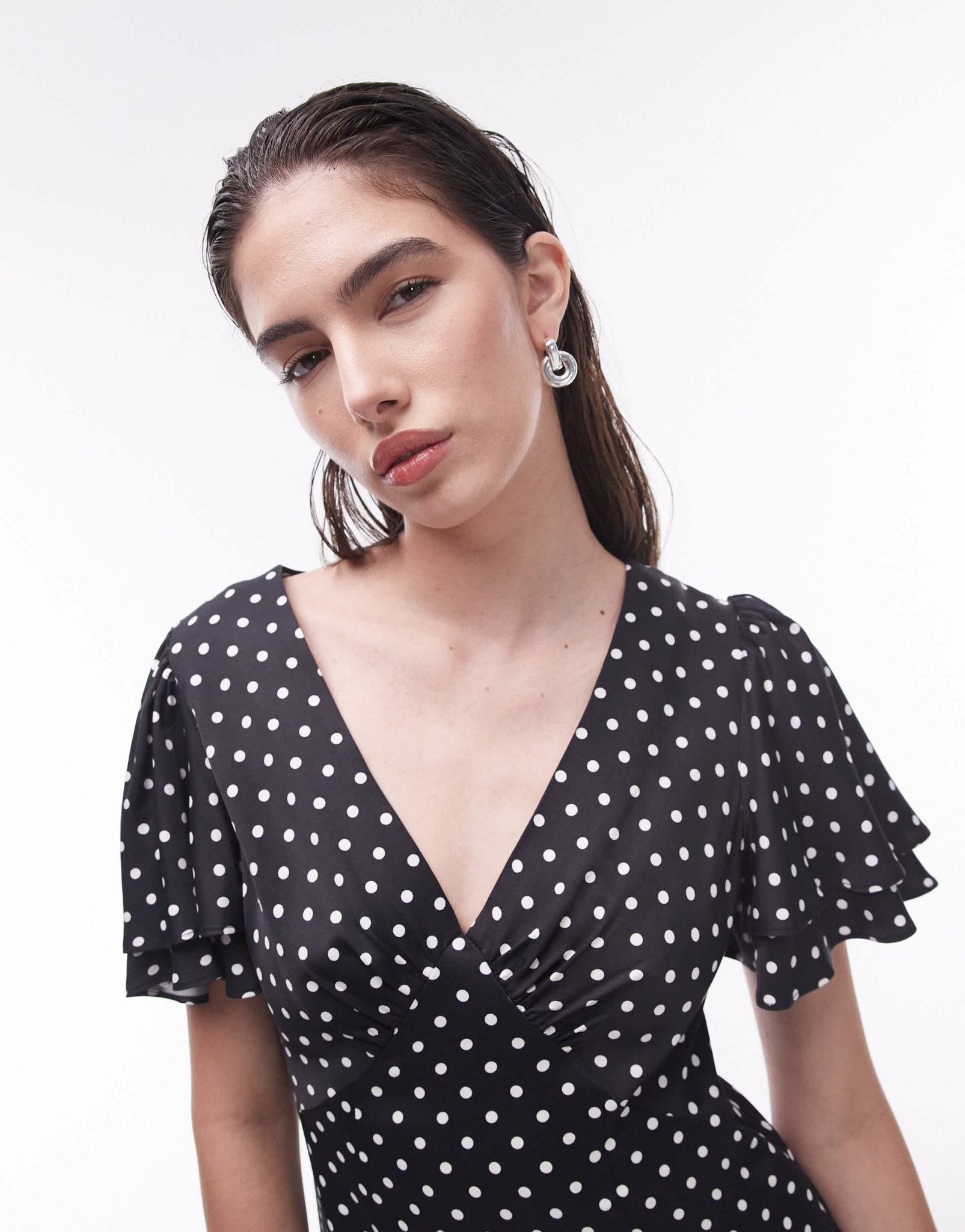 Topshop Bella mini tea dress with flutter sleeve in black and white spot print - ASOS Sample Sale EU Store