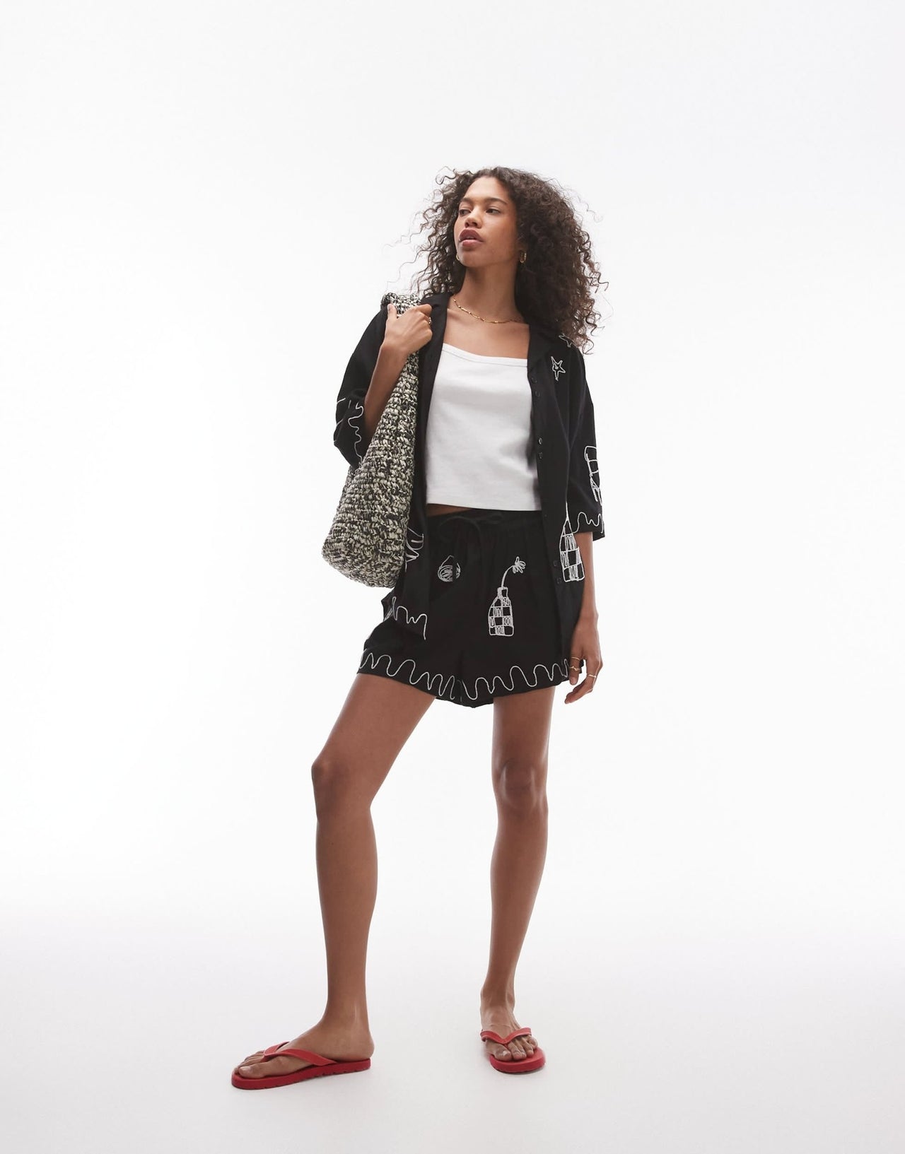 Topshop co - ord embroidered pull on short in black - ASOS Sample Sale EU Store