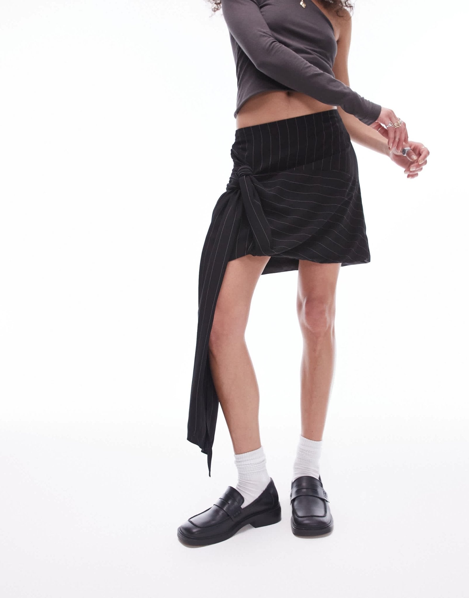 Topshop co - ord knot stripe mini skirt in mono pinstripe - ASOS Sample Sale EU Store