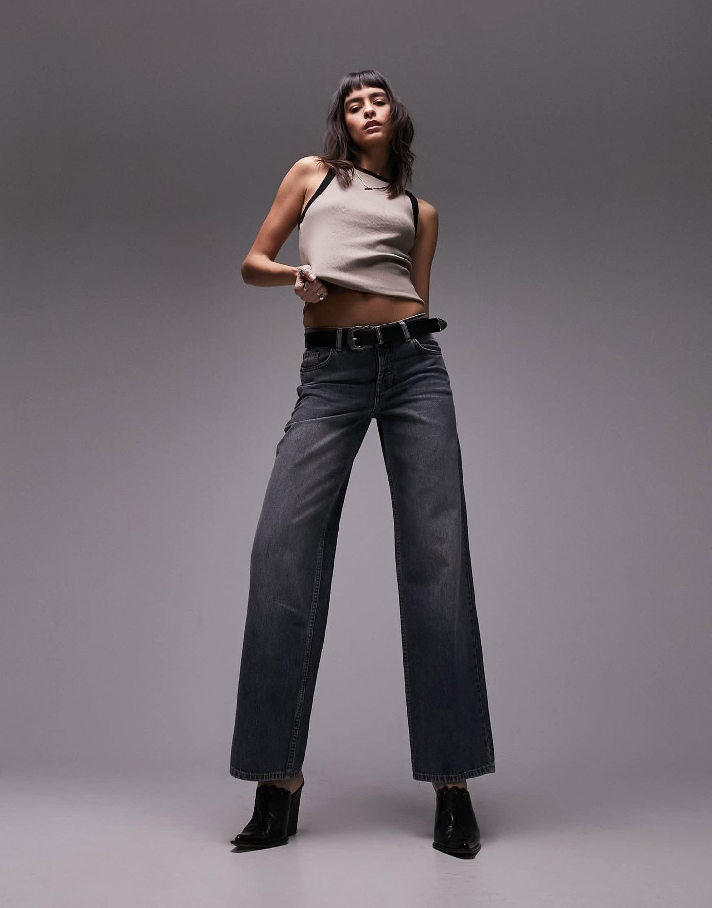 Topshop contrast rib slim vest in khaki - ASOS Sample Sale EU Store