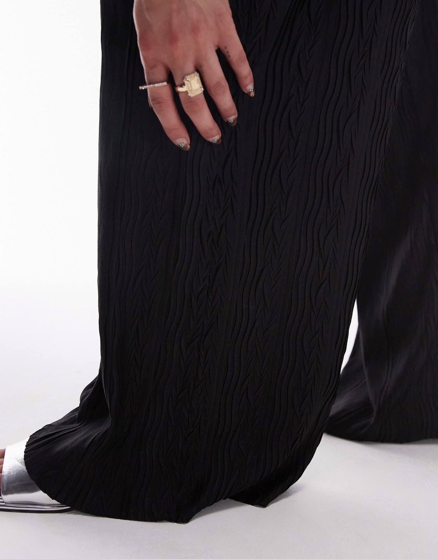 Topshop crinkle plisse wide leg trouser in black - ASOS Sample Sale EU Store