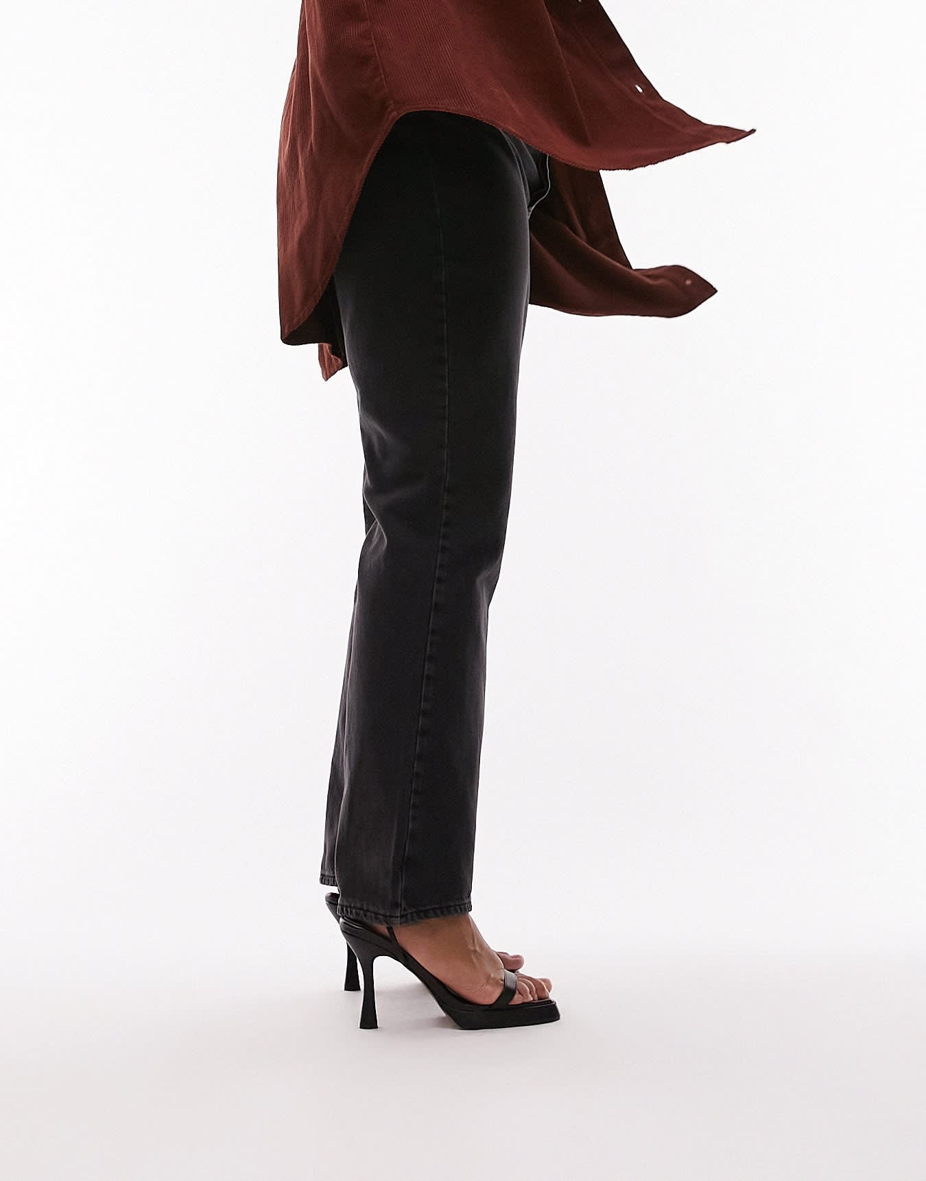 Topshop Curve straight Kort jeans in washed black - ASOS Sample Sale EU Store
