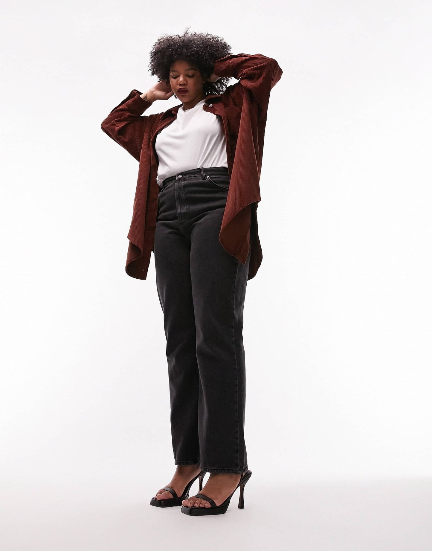 Topshop Curve straight Kort jeans in washed black - ASOS Sample Sale EU Store