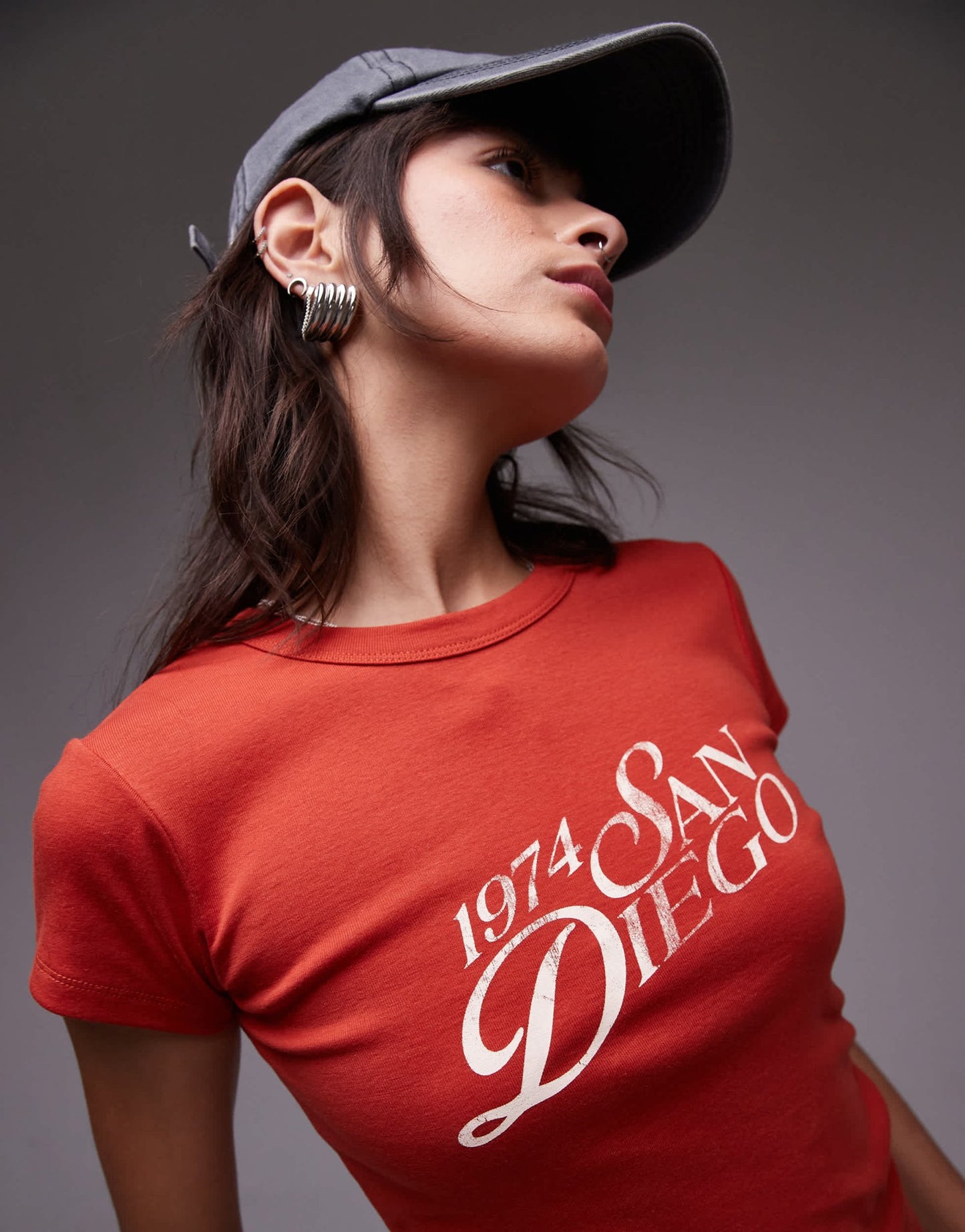 Topshop graphic San Diego longline tee in red - ASOS Sample Sale EU Store