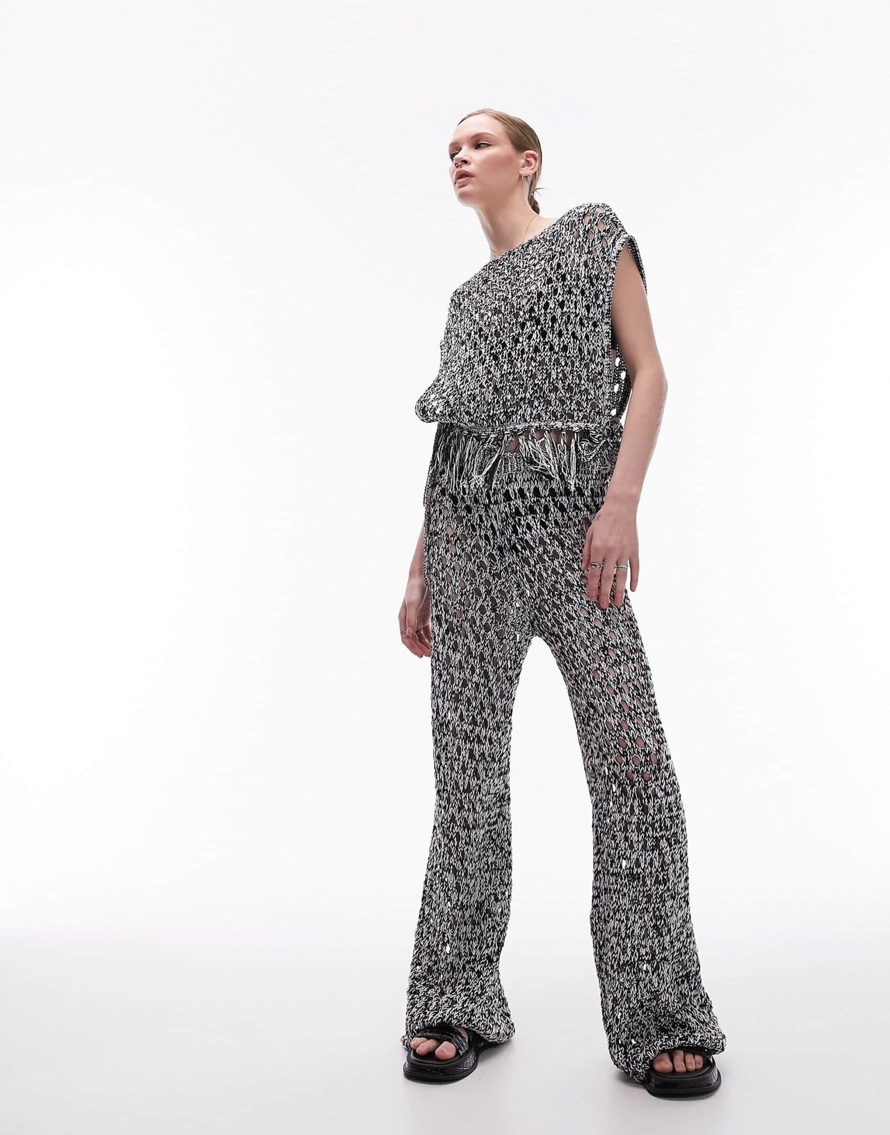 Topshop knitted beach trousers in monochrome - ASOS Sample Sale EU Store