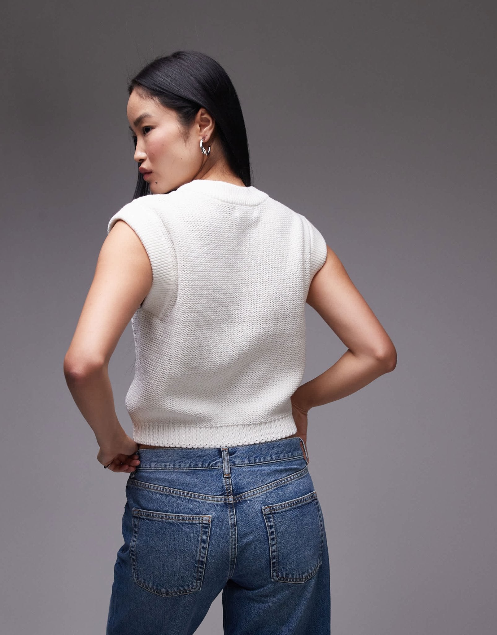 Topshop knitted cable clean tank in ivory - ASOS Sample Sale EU Store