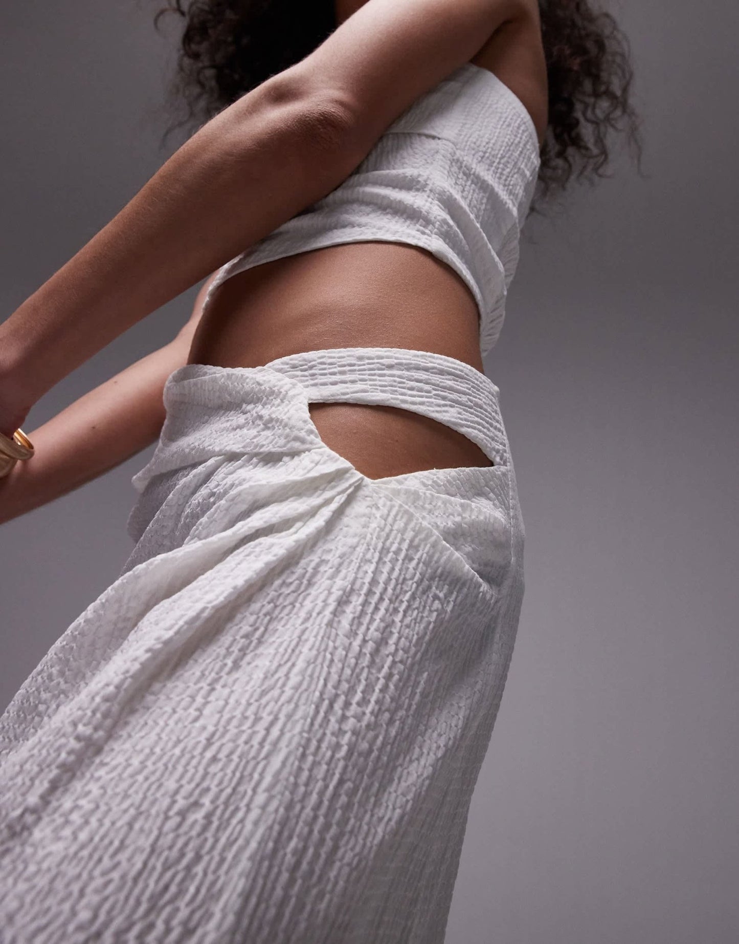 Topshop knot detail midi skirt in cream - ASOS Sample Sale EU Store