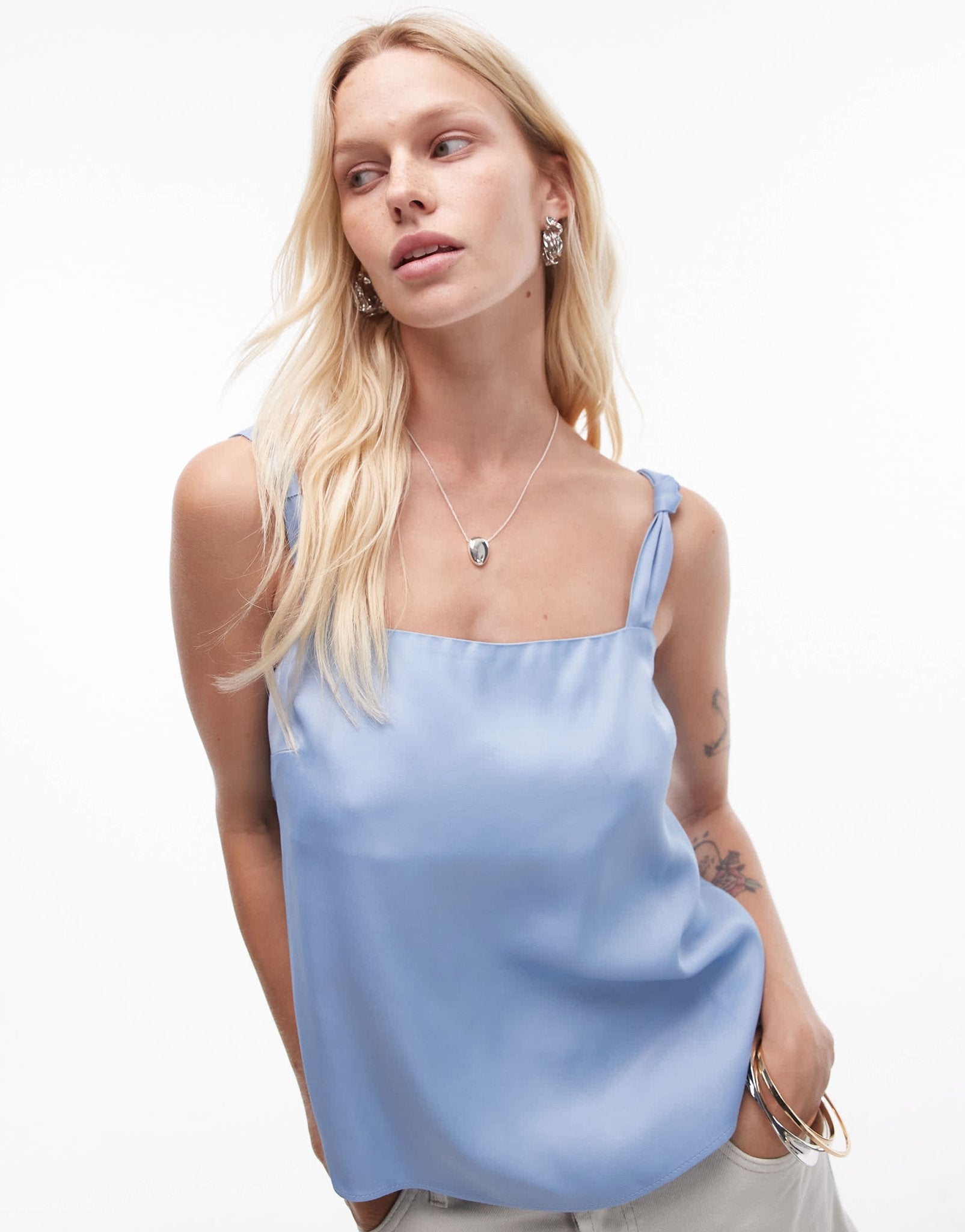 Topshop knot square neck cami in blue - ASOS Sample Sale EU Store