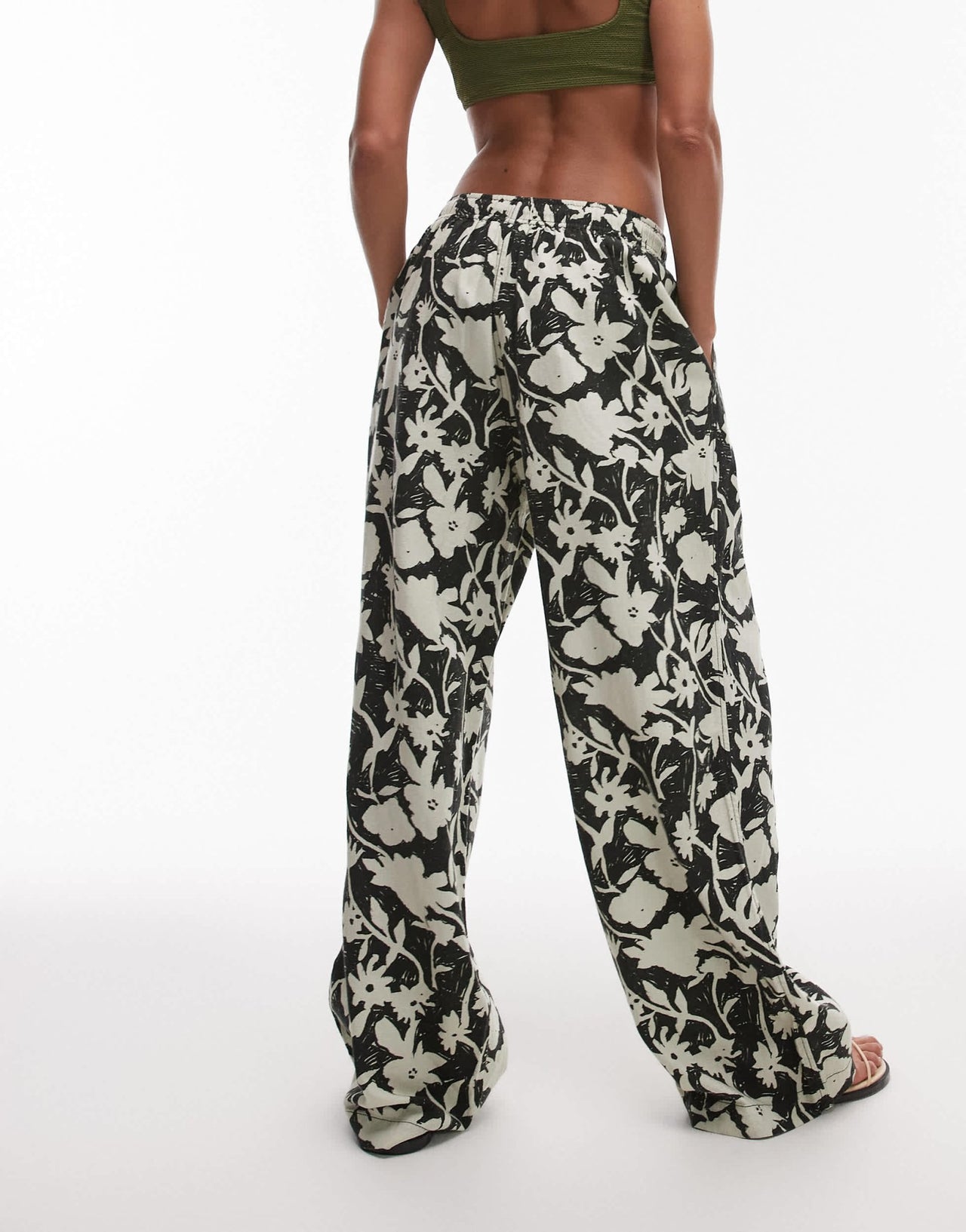 Topshop linen balloon trouser in mono floral - ASOS Sample Sale EU Store