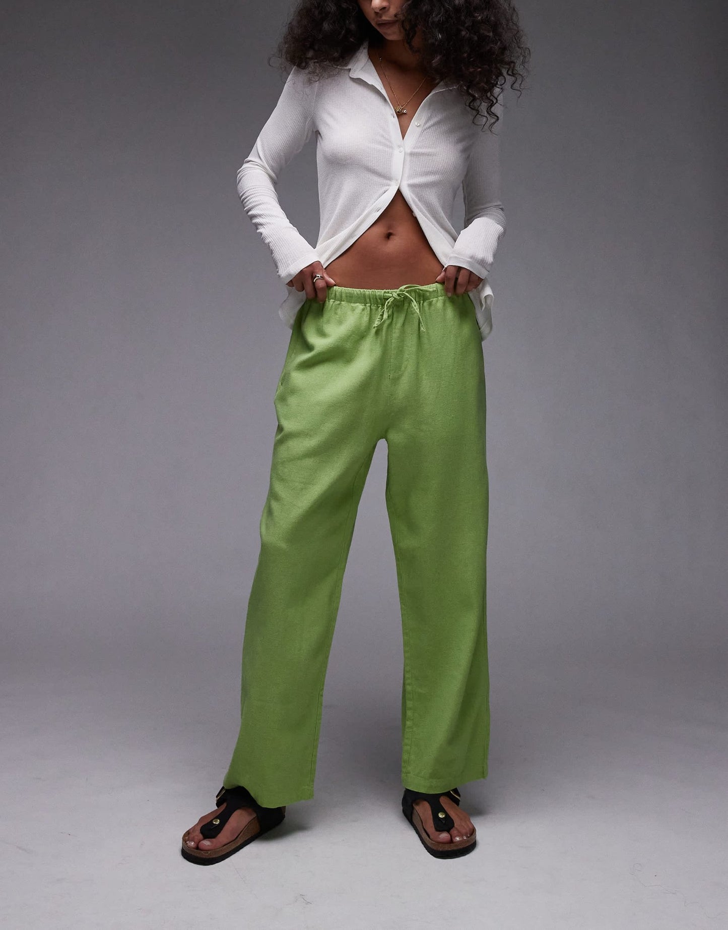 Topshop mid rise linen awkward length trouser in green - ASOS Sample Sale EU Store