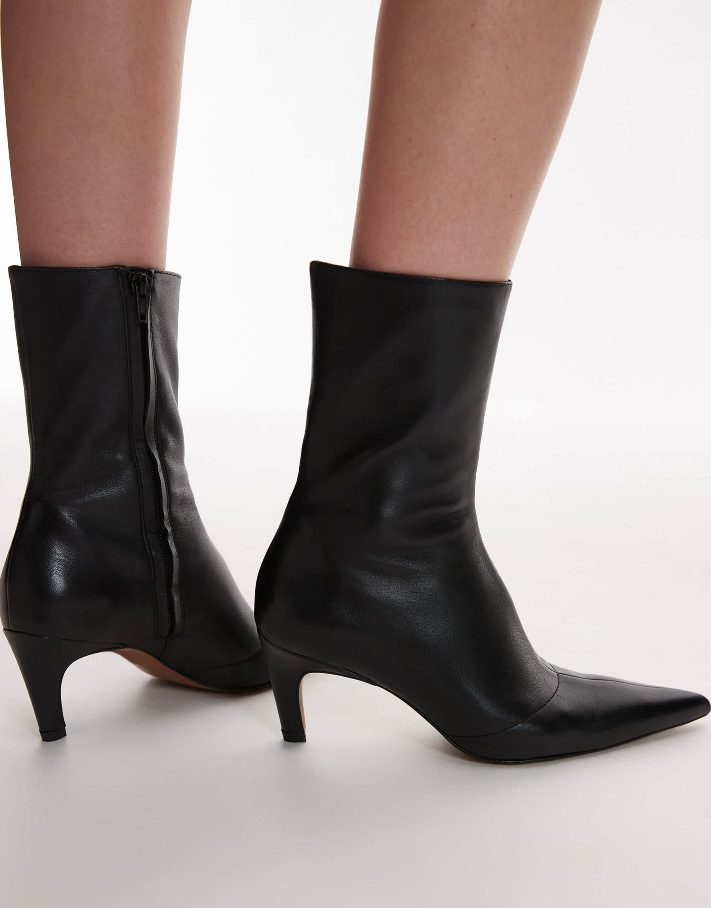 Topshop Neeve premium real leather high heeled ankle boots in black - ASOS Sample Sale EU Store