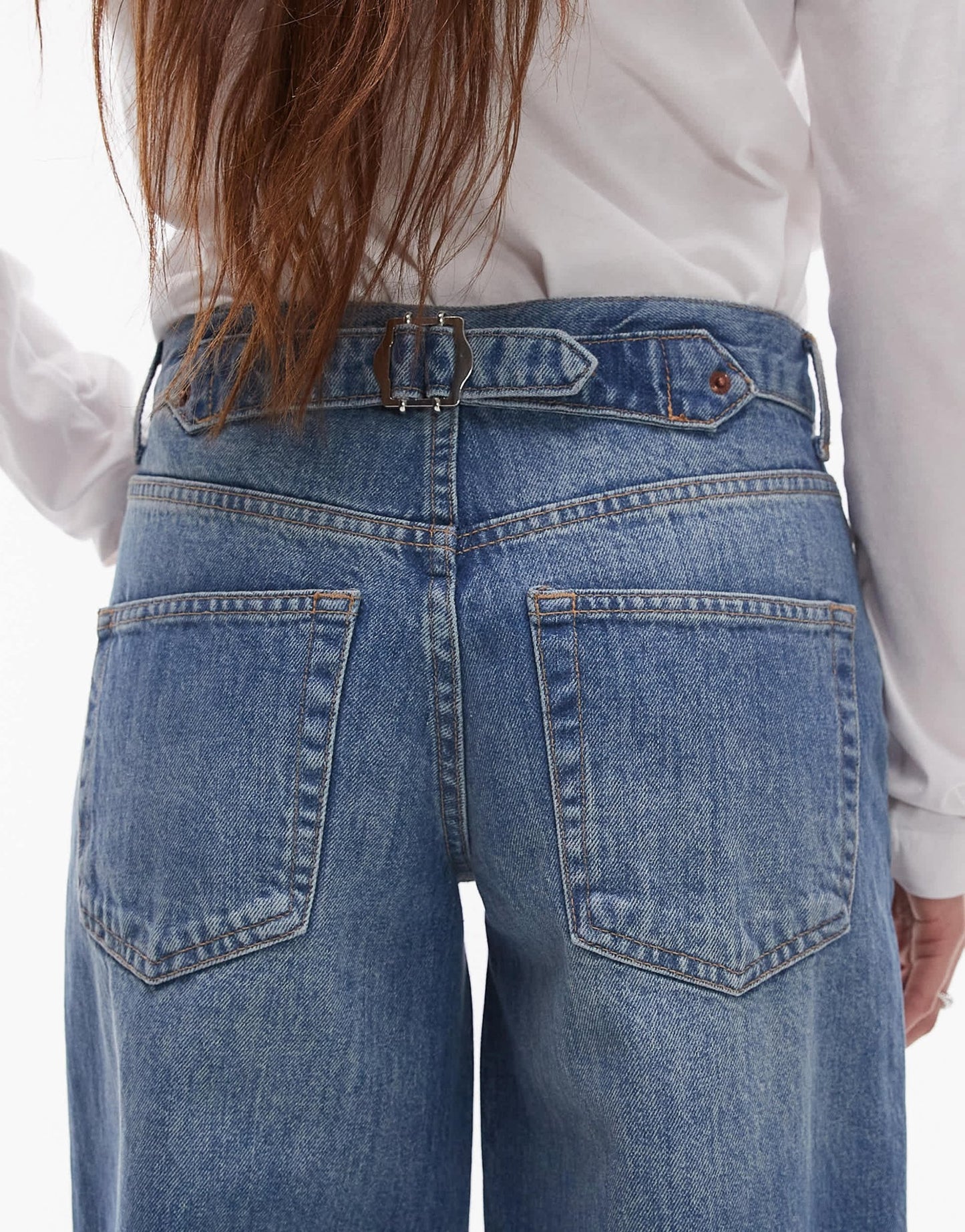Topshop Petite Cinch low rise relaxed jean in vintage blue - ASOS Sample Sale EU Store