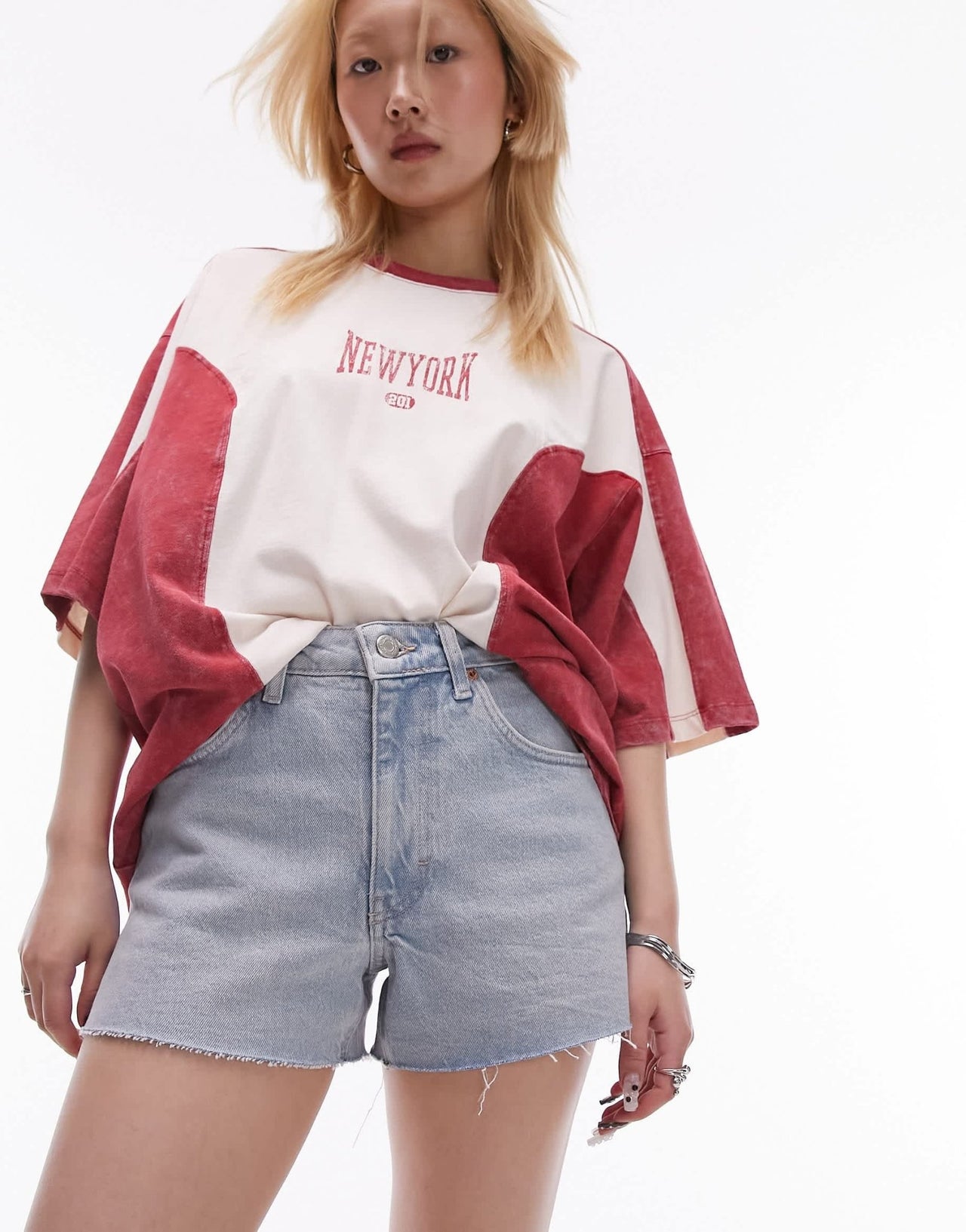 Topshop Petite comfort stretch denim short in bleach - ASOS Sample Sale EU Store