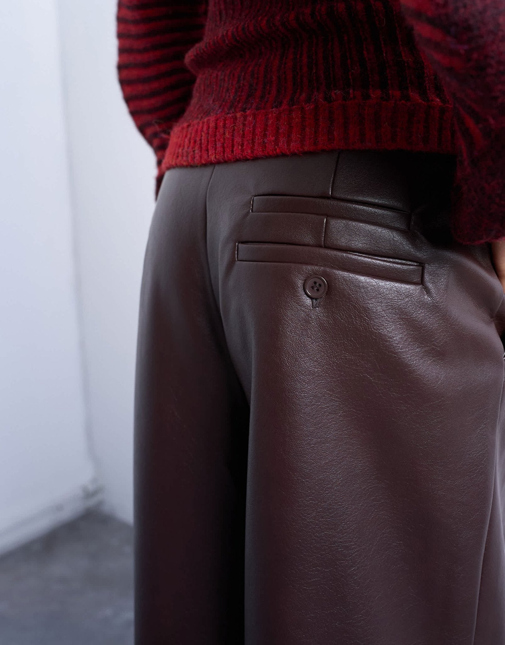 Topshop pleated tailored style wide leg faux leather trouser in burgundy - ASOS Sample Sale EU Store