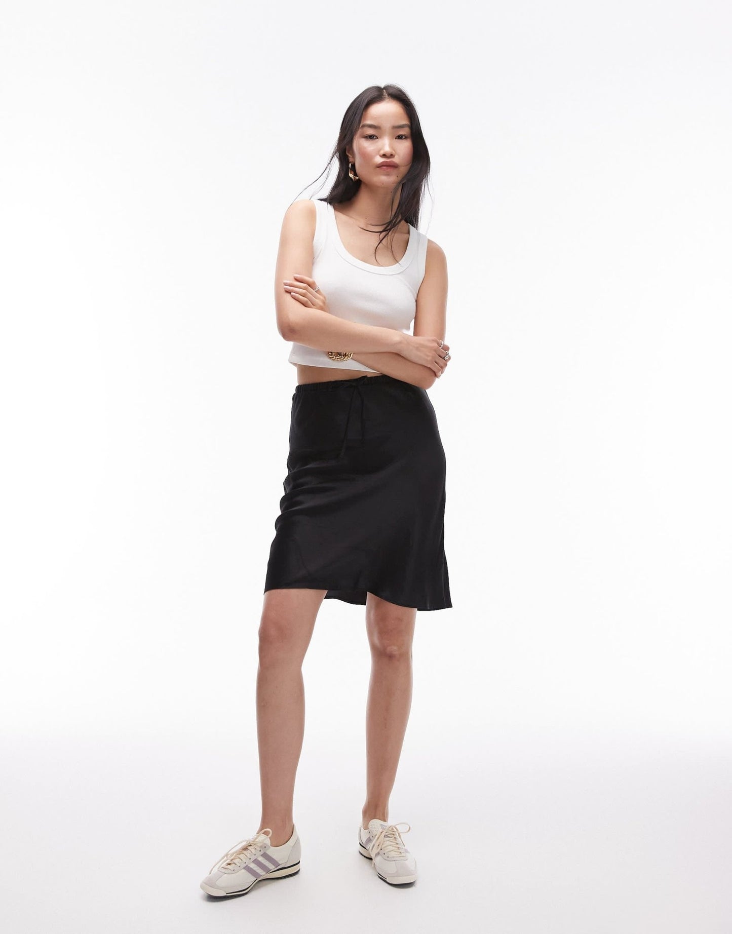 Topshop scoop neck crop vest in white - ASOS Sample Sale EU Store
