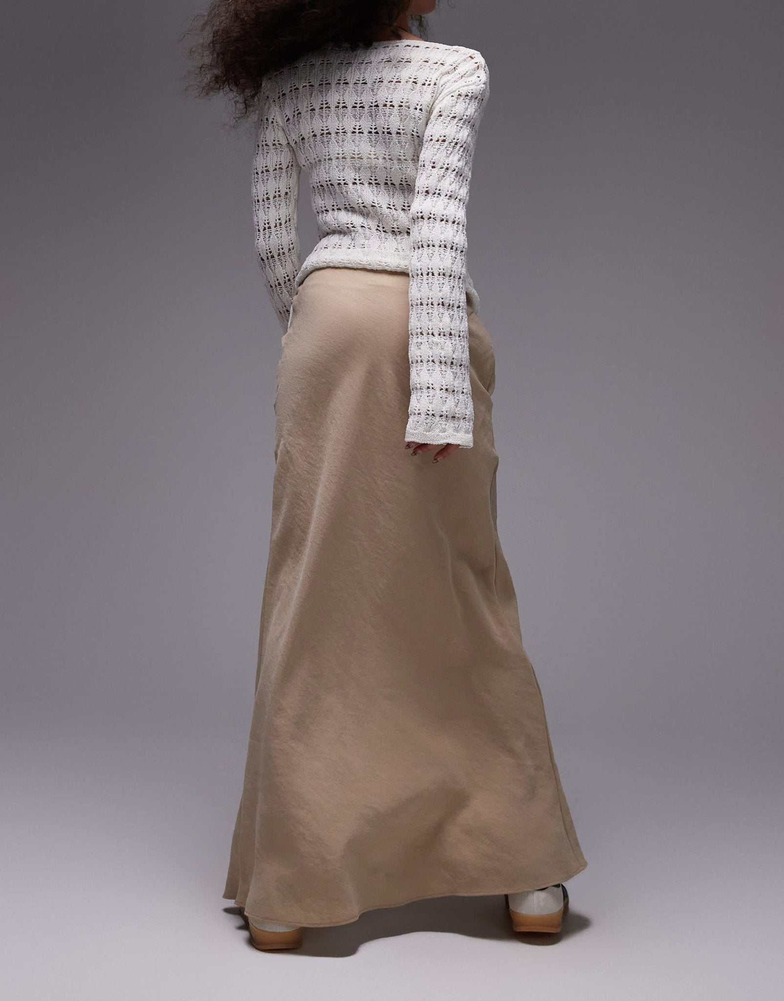 Topshop soft touch twist low rise maxi skirt in sand - ASOS Sample Sale EU Store