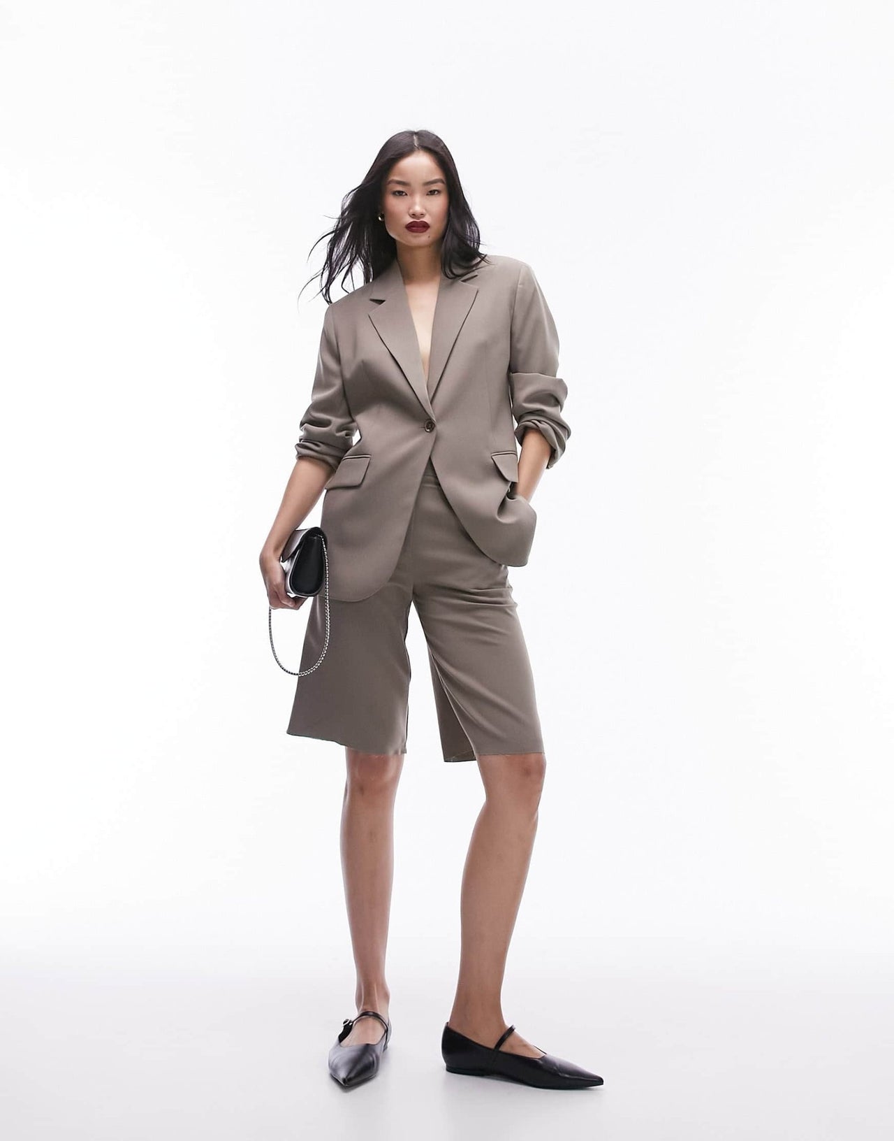 Topshop tailored awkward length short in taupe - ASOS Sample Sale EU Store