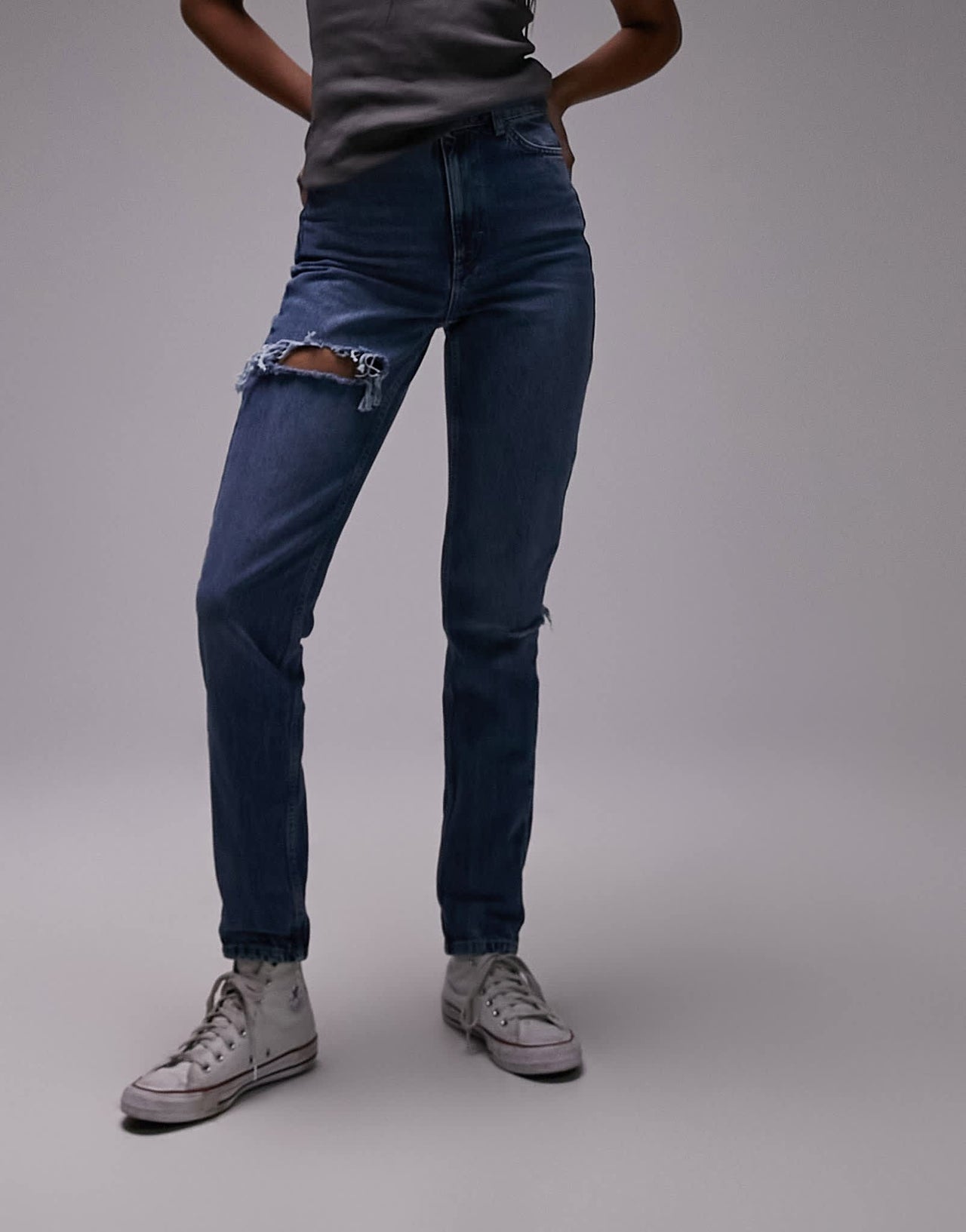 Topshop Tall Mom jean with brixton rip in mid blue - ASOS Sample Sale EU Store