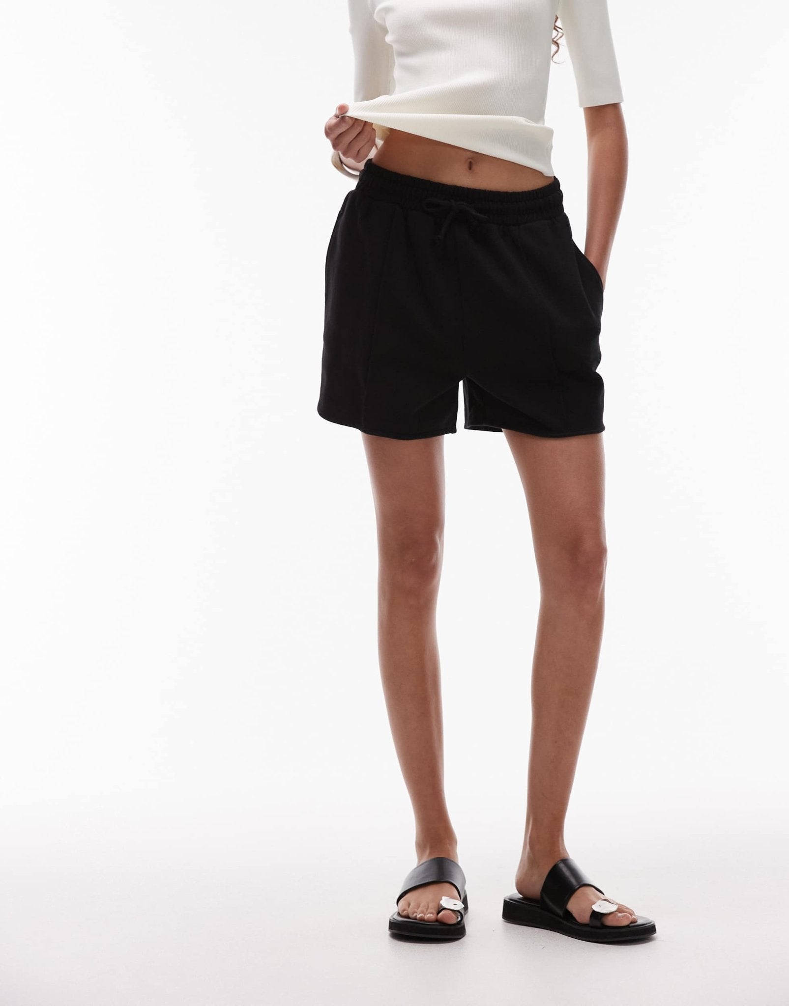 Topshop tall pintuck jogger short in black - ASOS Sample Sale EU Store
