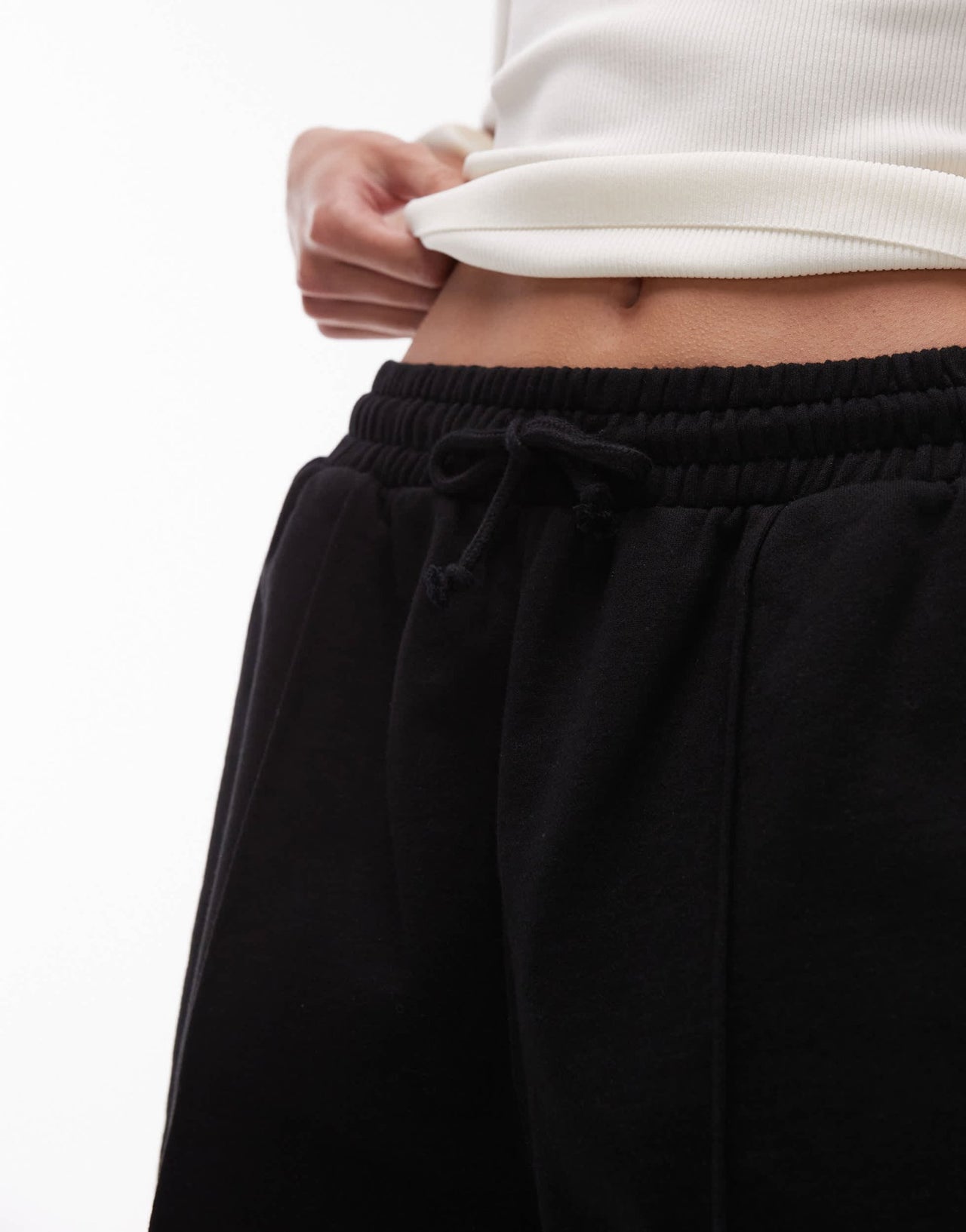 Topshop tall pintuck jogger short in black - ASOS Sample Sale EU Store