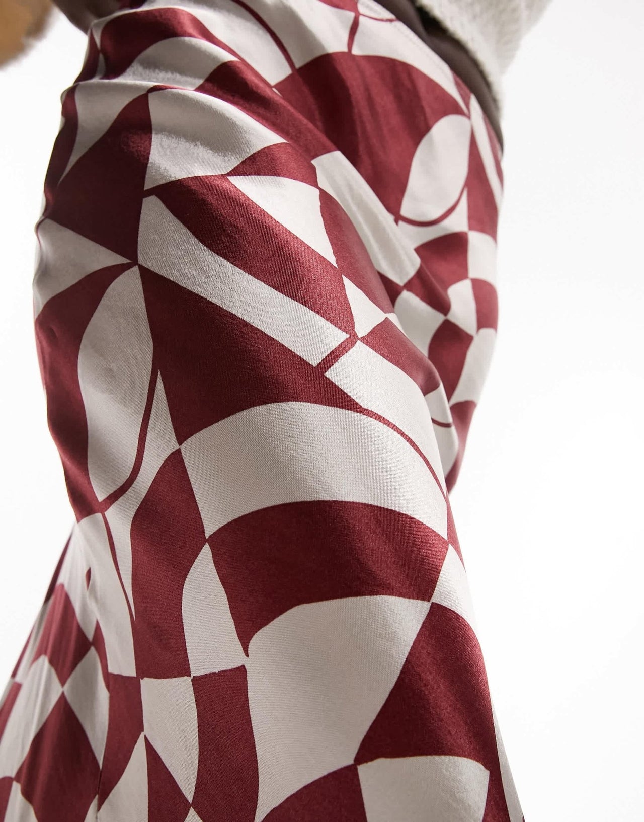 Topshop Tall satin bias maxi skirt in red geo print - ASOS Sample Sale EU Store