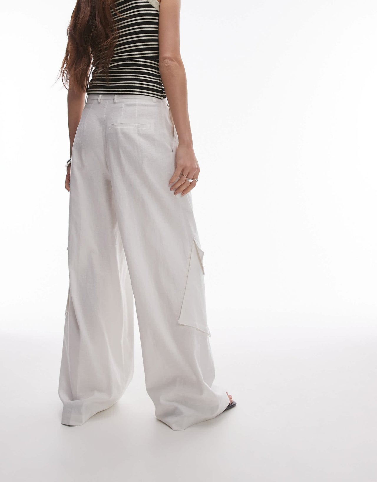 Topshop wide leg linen trouser with pockets in white - ASOS Sample Sale EU Store