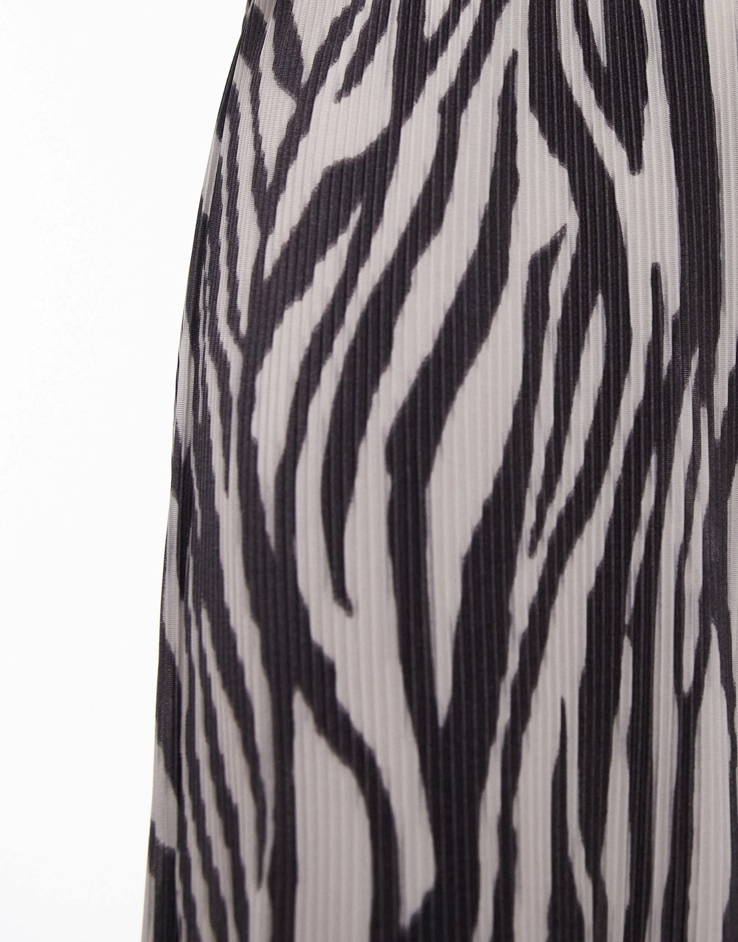 Topshop zebra crinkle plisse wide leg trouser in mono - ASOS Sample Sale EU Store