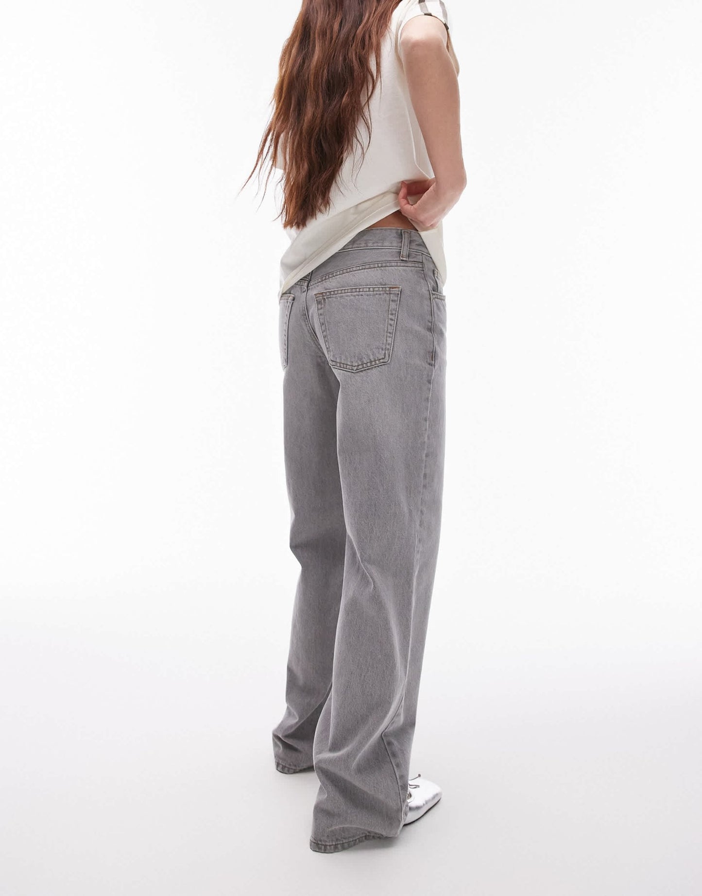 Topshp Ember low rise straight leg jean in pale grey - ASOS Sample Sale EU Store