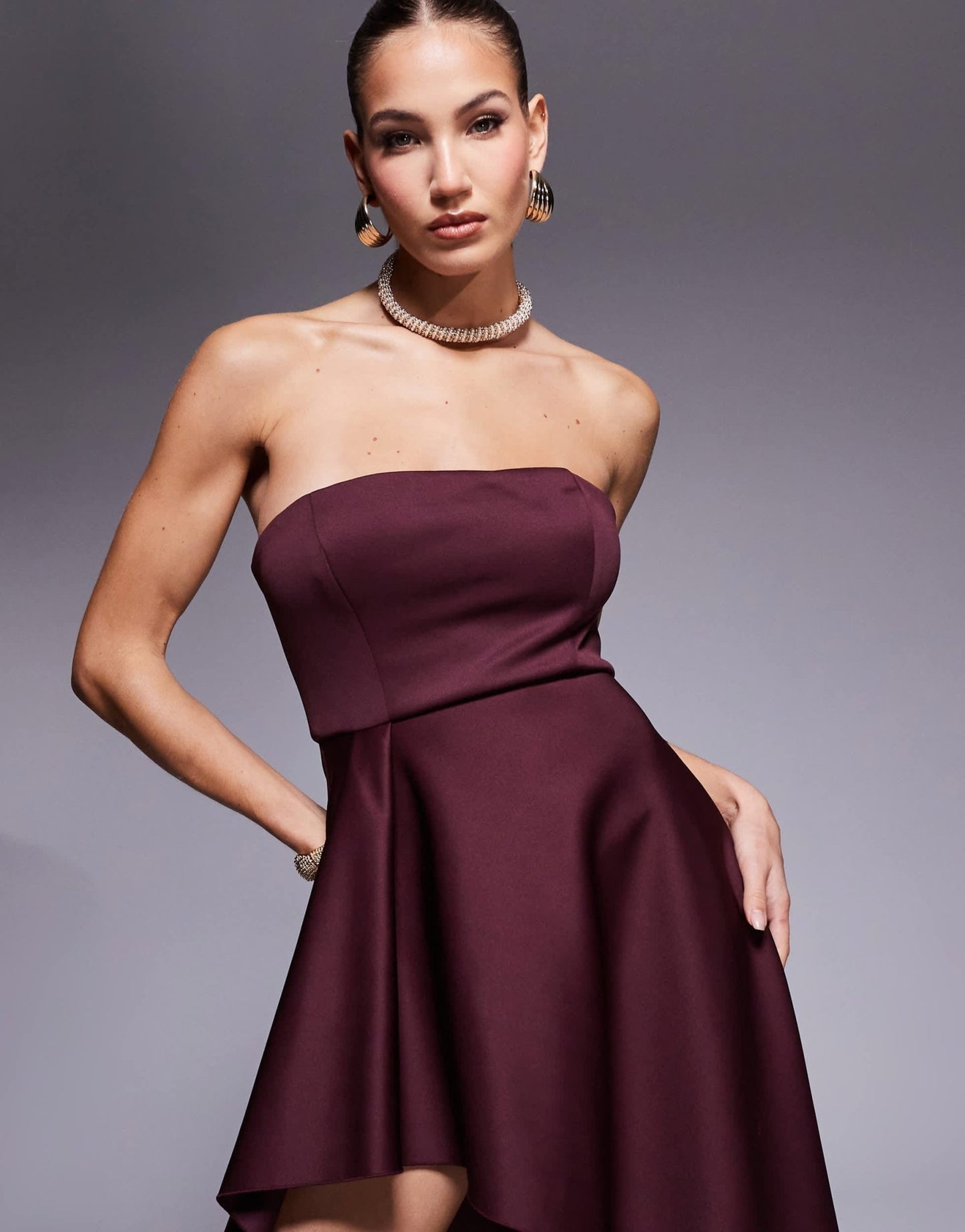 True Violet bandeau asymmetric midaxi dress in burgundy - ASOS Sample Sale EU Store