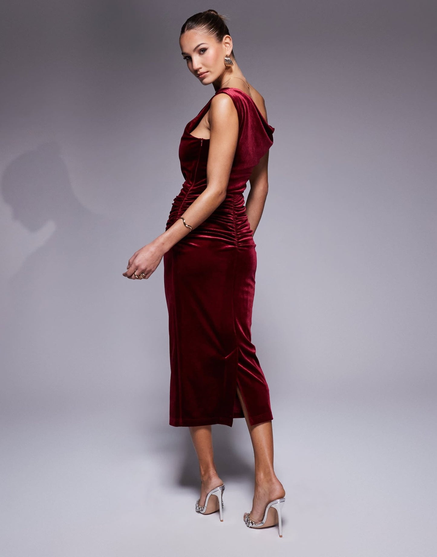 True Violet velvet drape shoulder midi dress in wine - ASOS Sample Sale EU Store