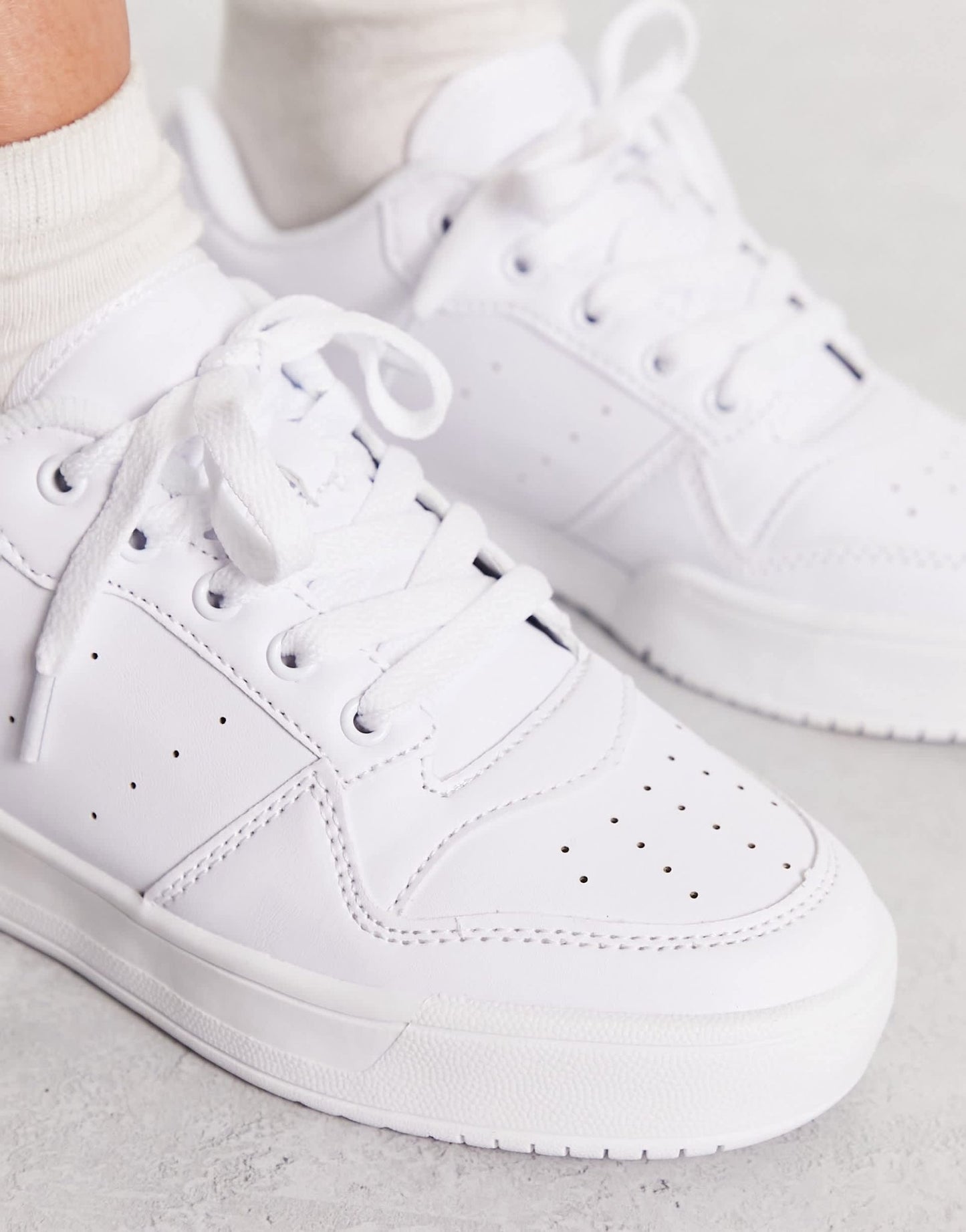 Truffle Collection chunky flatform trainers in white - ASOS Sample Sale EU Store