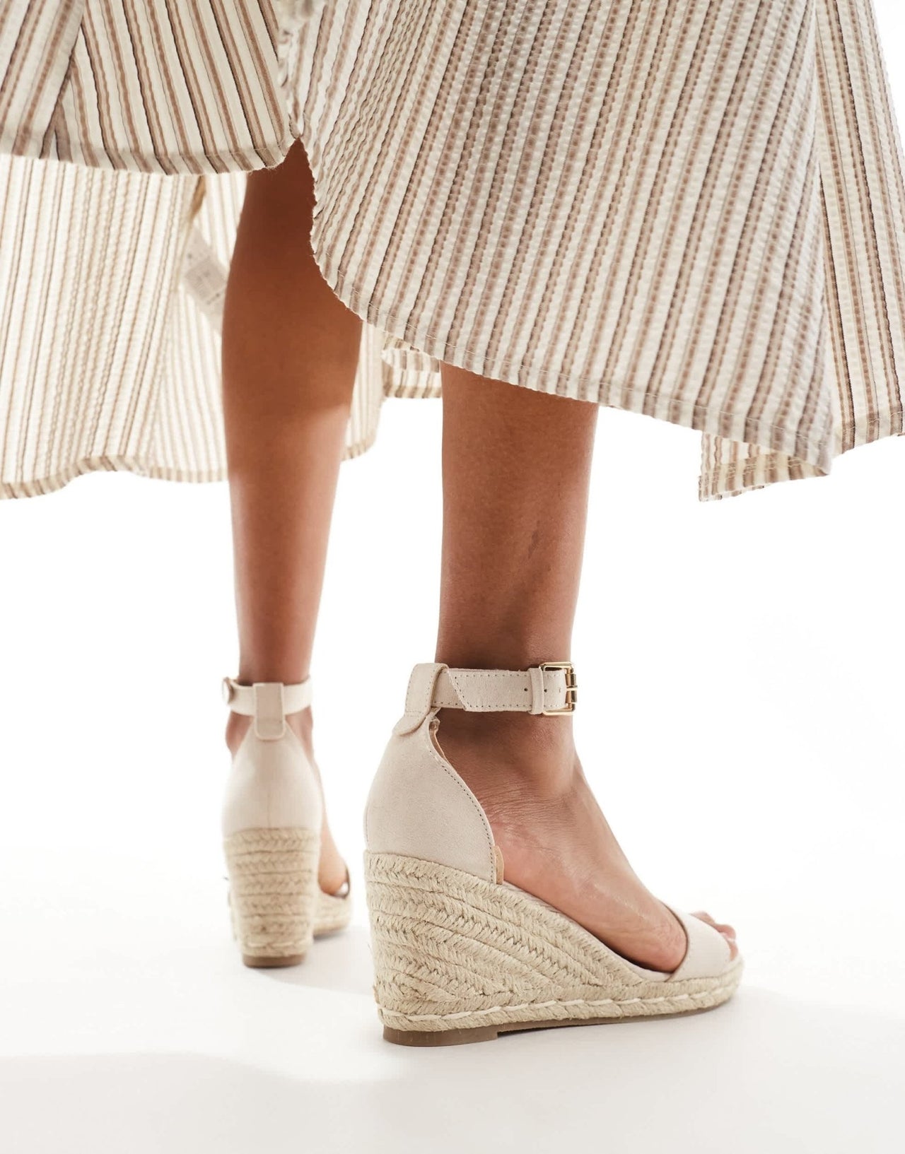 Truffle Collection jute wedge heeled espadrilles in beige - ASOS Sample Sale EU Store