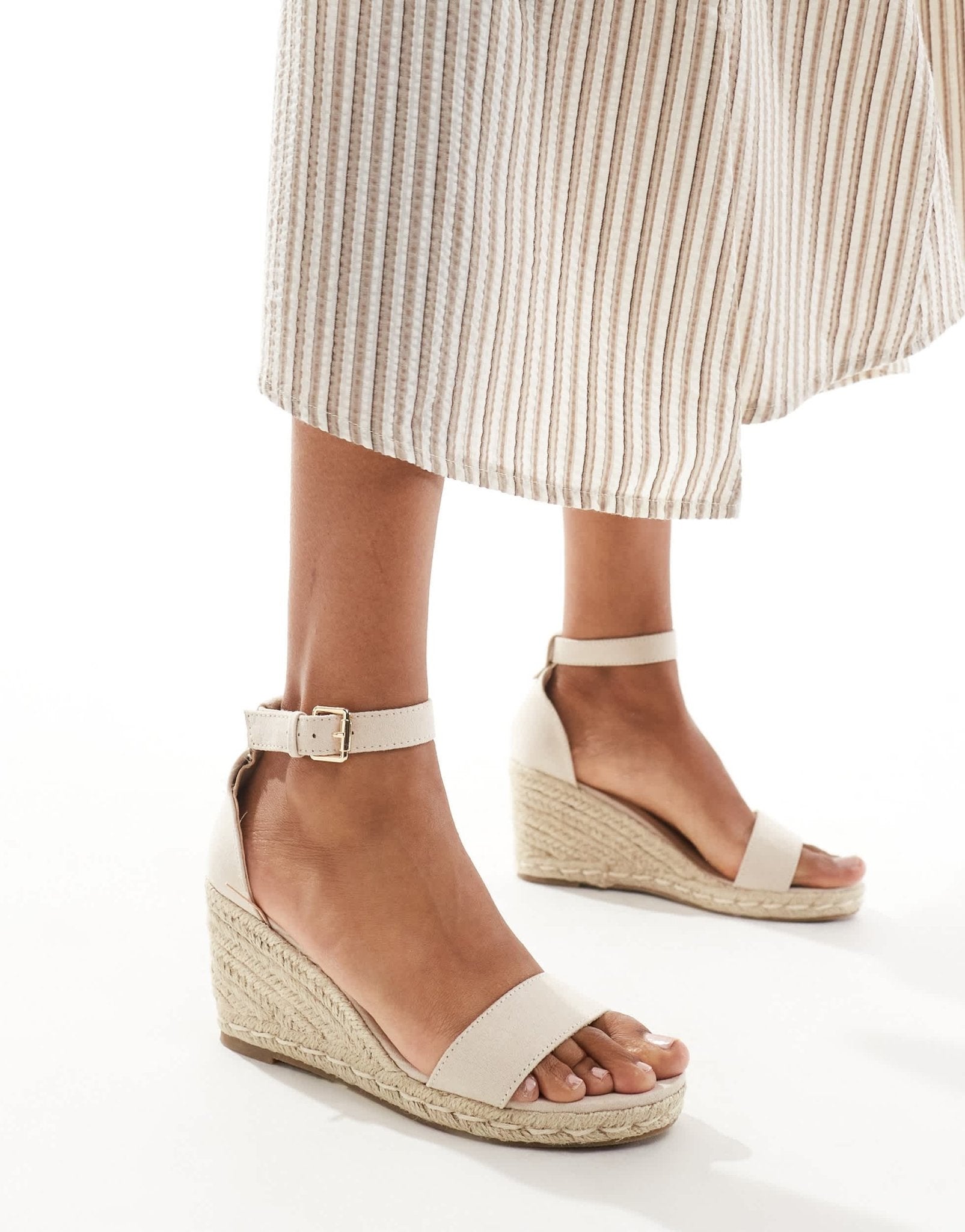 Truffle Collection jute wedge heeled espadrilles in beige - ASOS Sample Sale EU Store