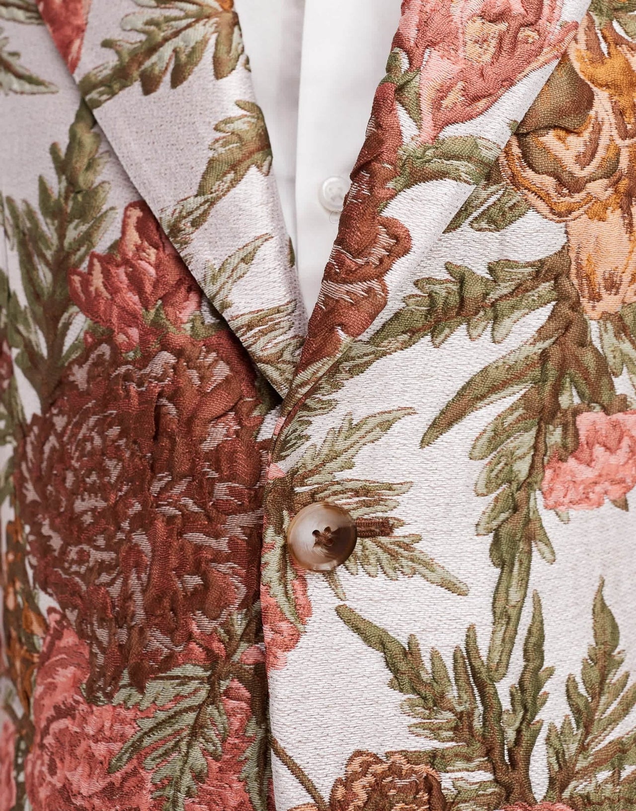 Twisted tailor bold floral jacquard slim suit jacket in multi - ASOS Sample Sale EU Store