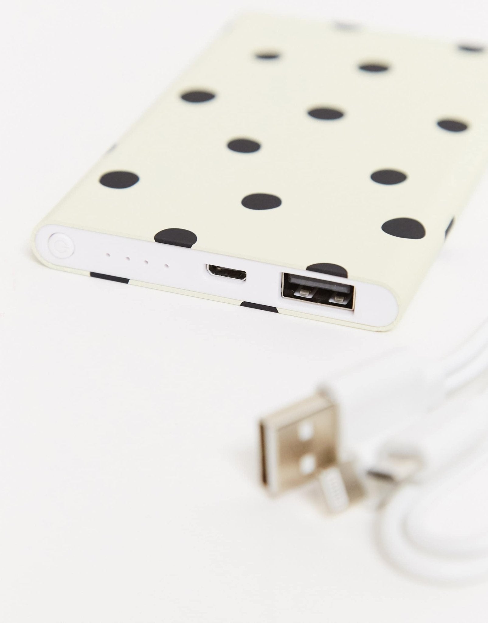 Typo portable charger in spot print - ASOS Sample Sale EU Store