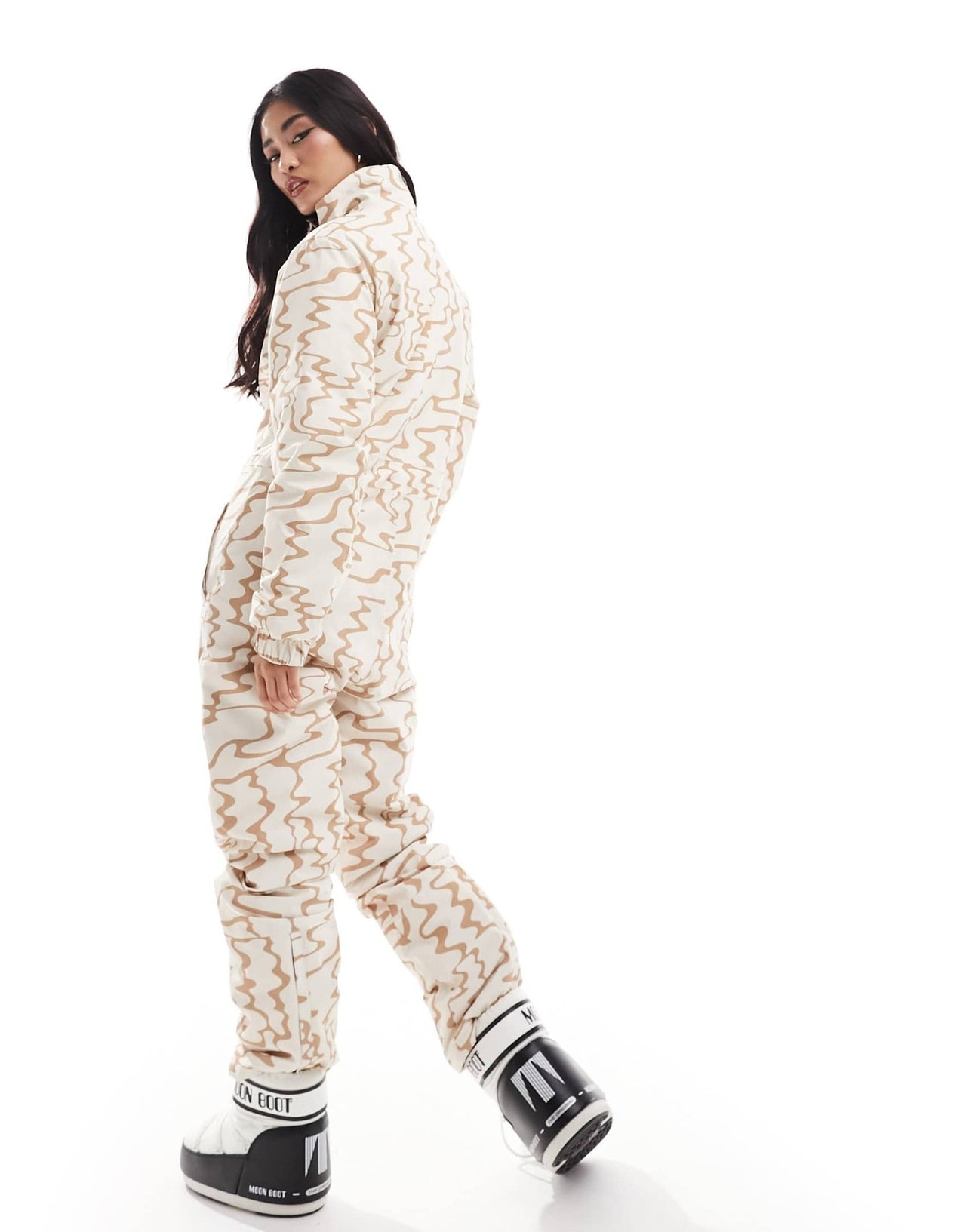Urban Threads Ski suit in beige with abstract print - ASOS Sample Sale EU Store