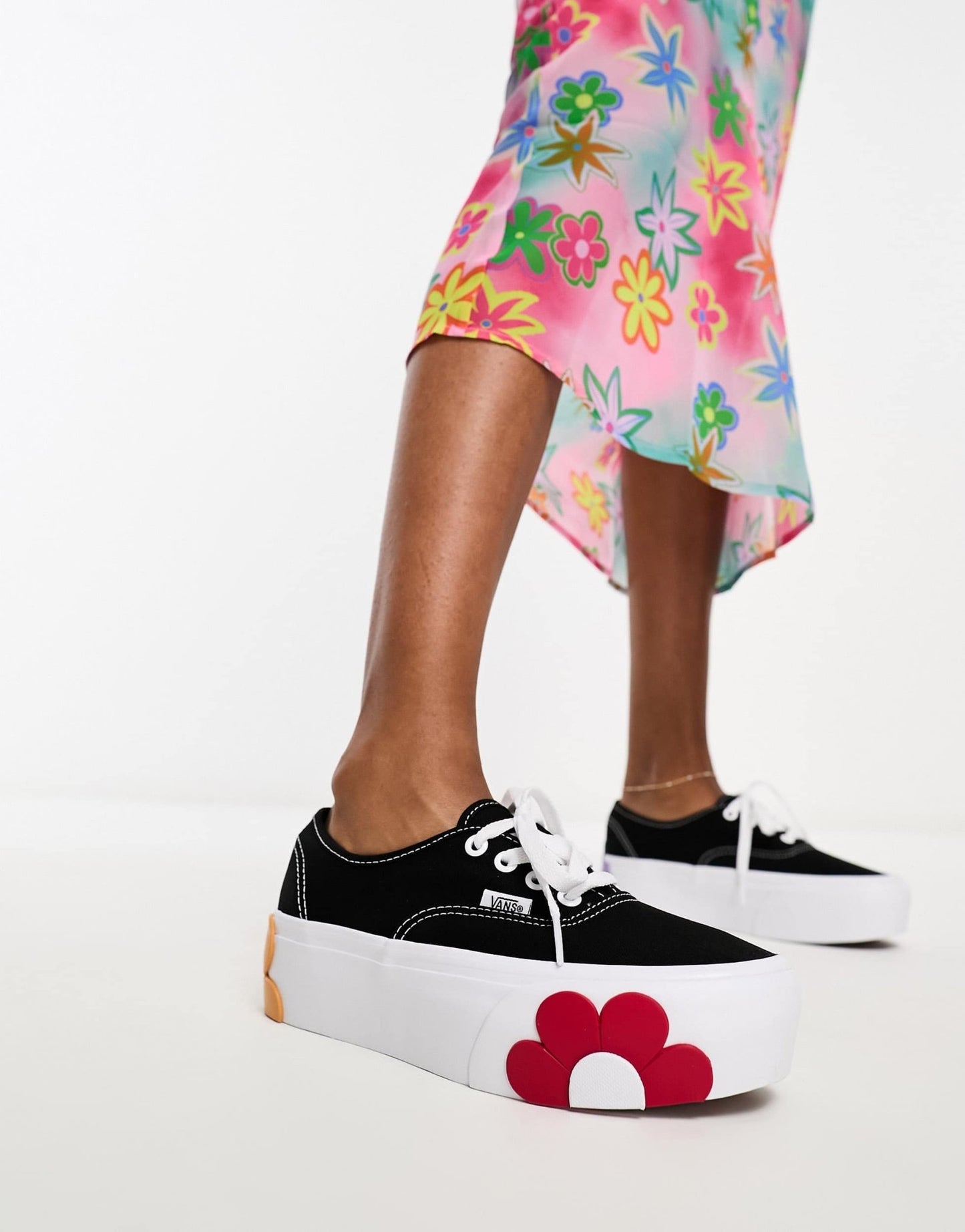 Vans Authentic Stackform oversized floral trainers in black - ASOS Sample Sale EU Store