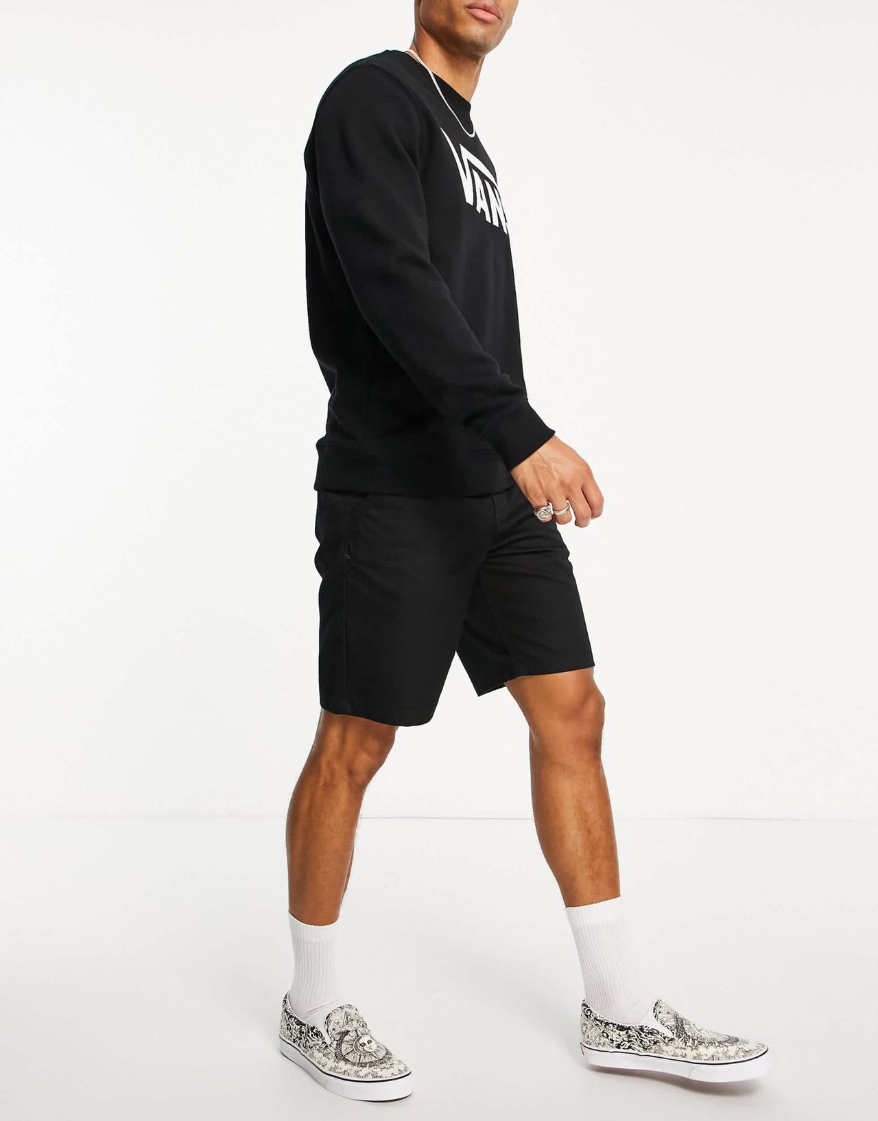 Vans chino shorts in black - ASOS Sample Sale EU Store