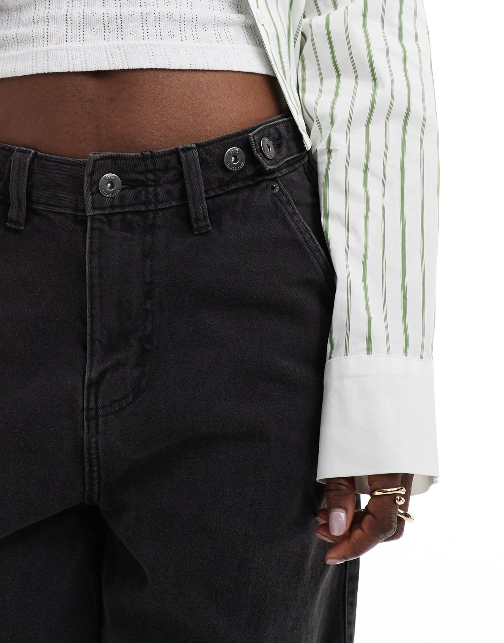 Vans curbside baggy trousers in black - ASOS Sample Sale EU Store