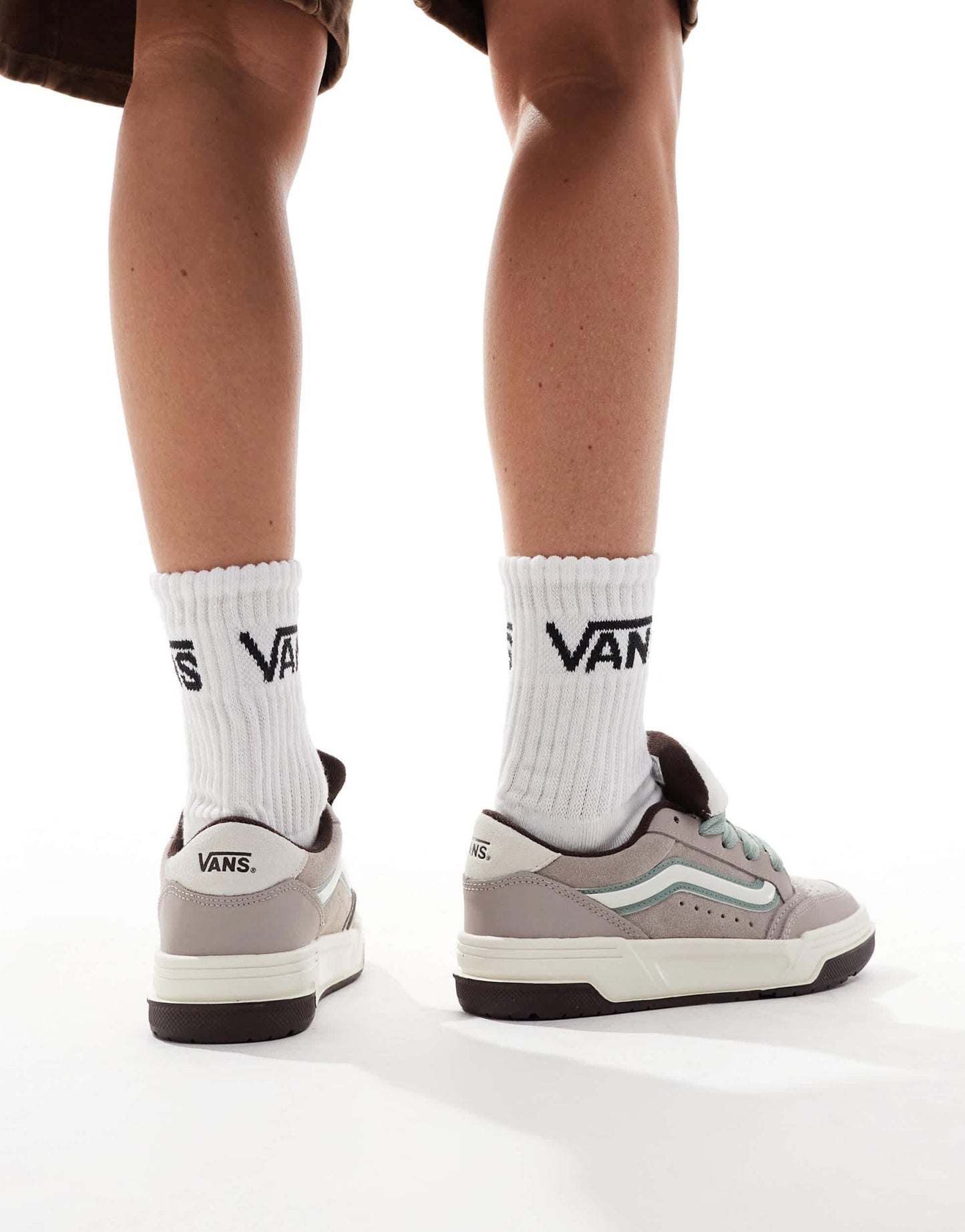 Vans hylane chunky suede trainers in light grey multi - ASOS Sample Sale EU Store